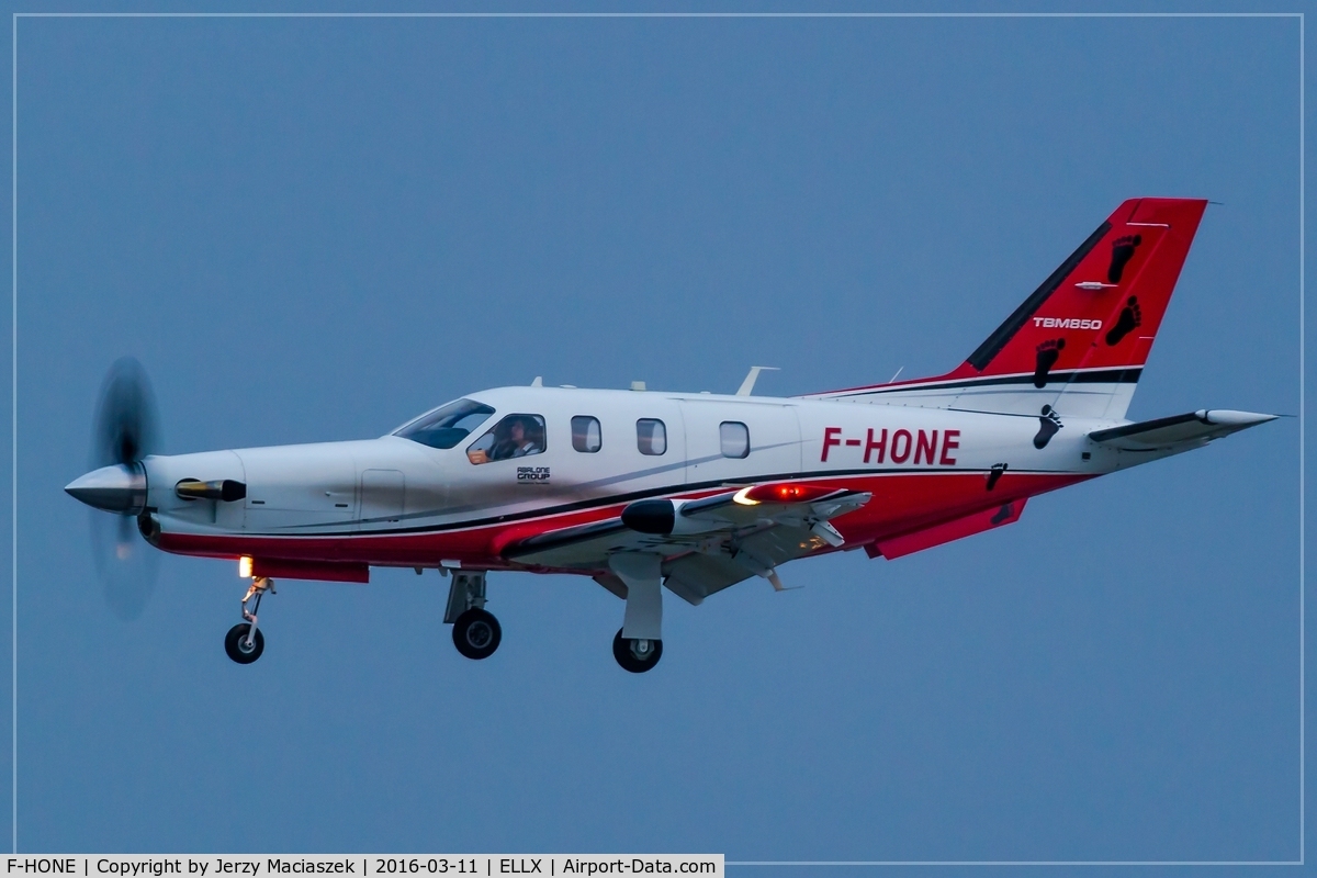 Socata Tbm850 Wallpapers