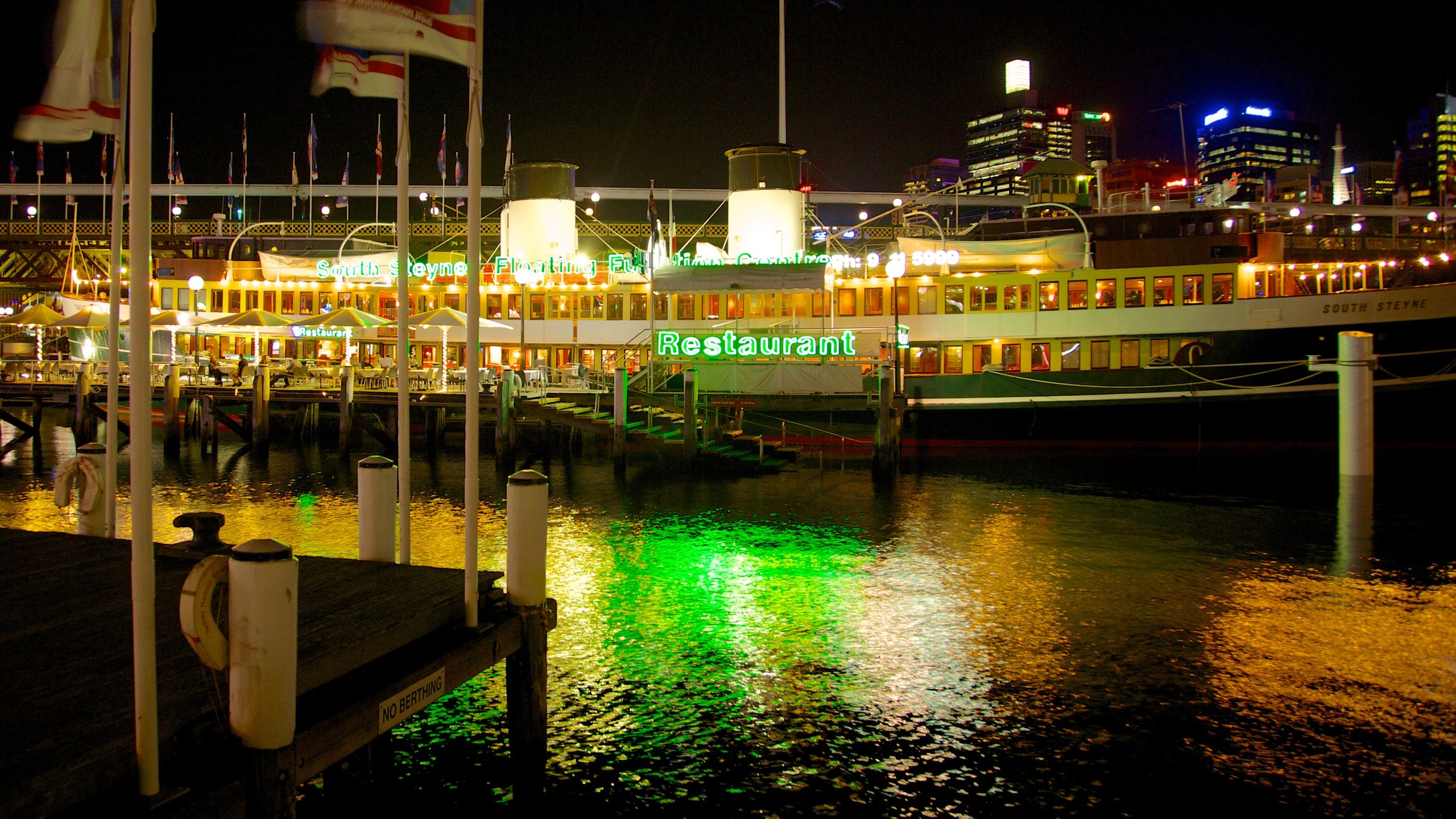 South Steyne Floating Restaurant Wallpapers