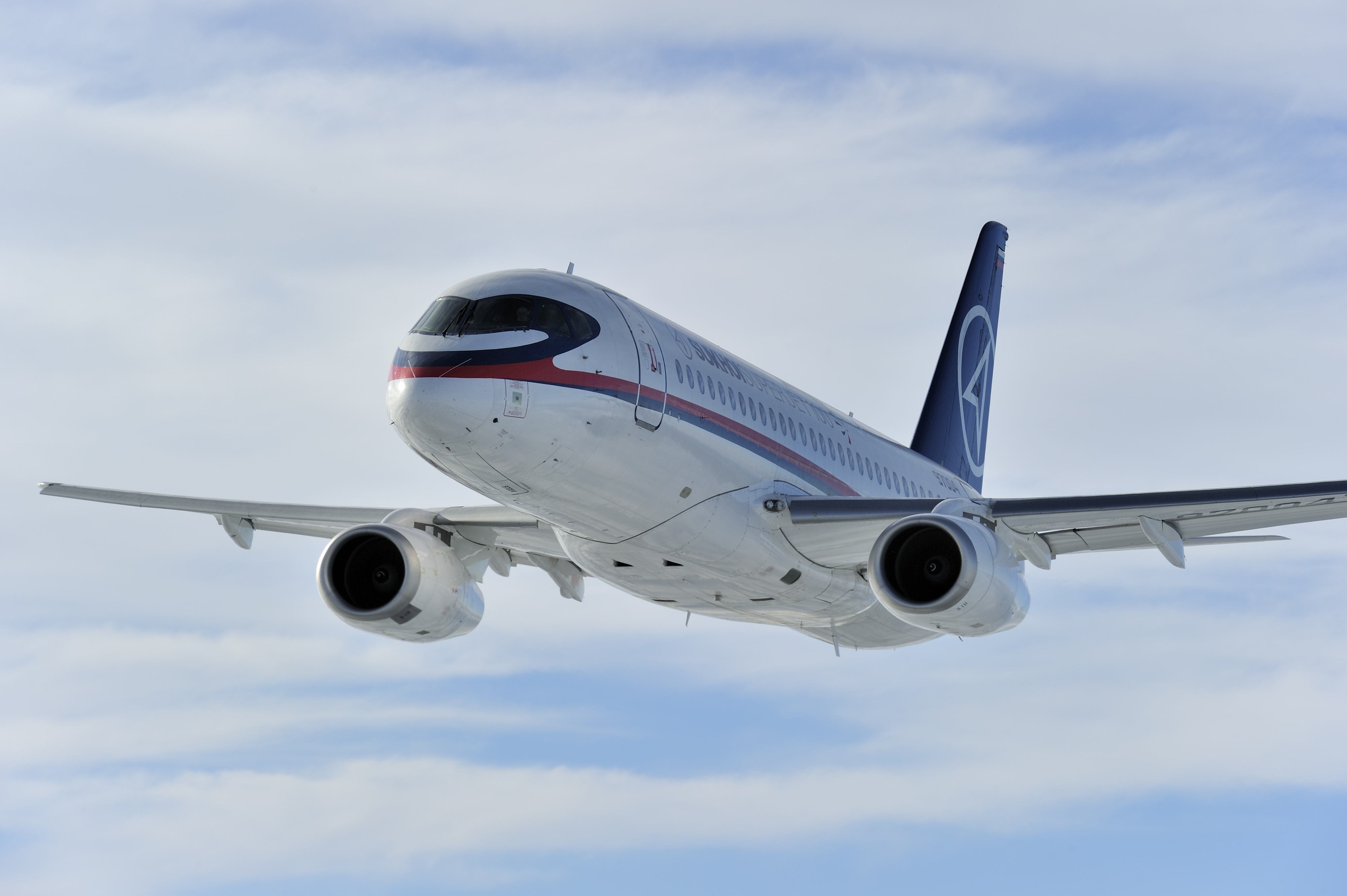 Sukhoi Superjet 100 Wallpapers