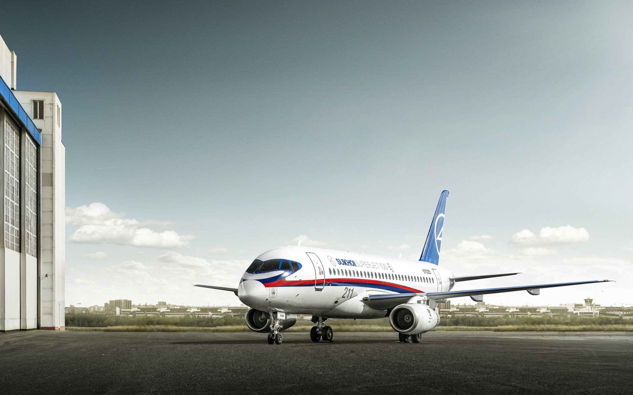 Sukhoi Superjet 100 Wallpapers