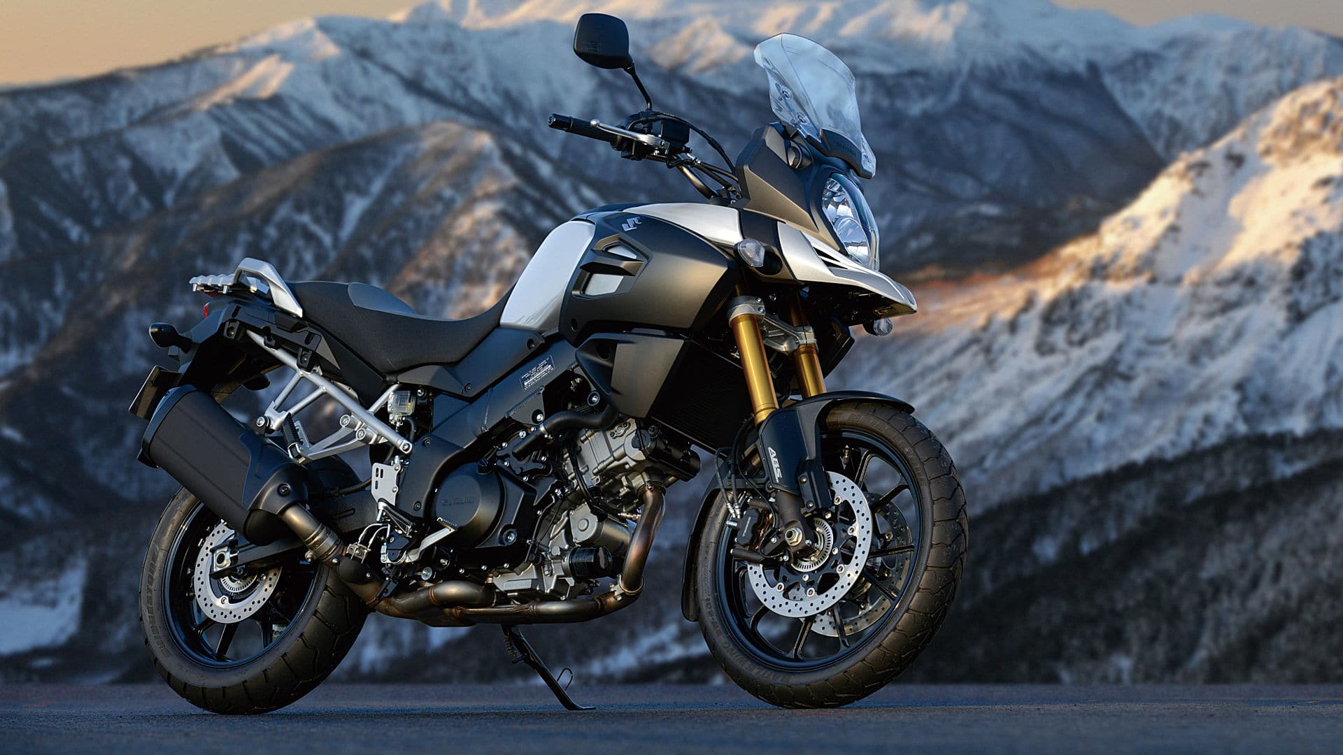 Suzuki V-Strom 650 Wallpapers