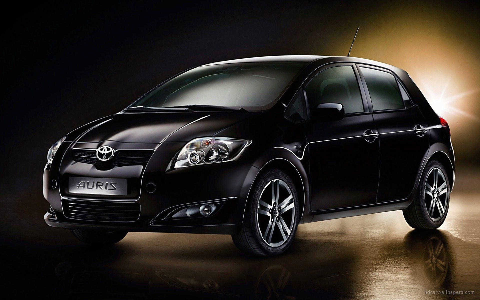 Toyota Auris Wallpapers