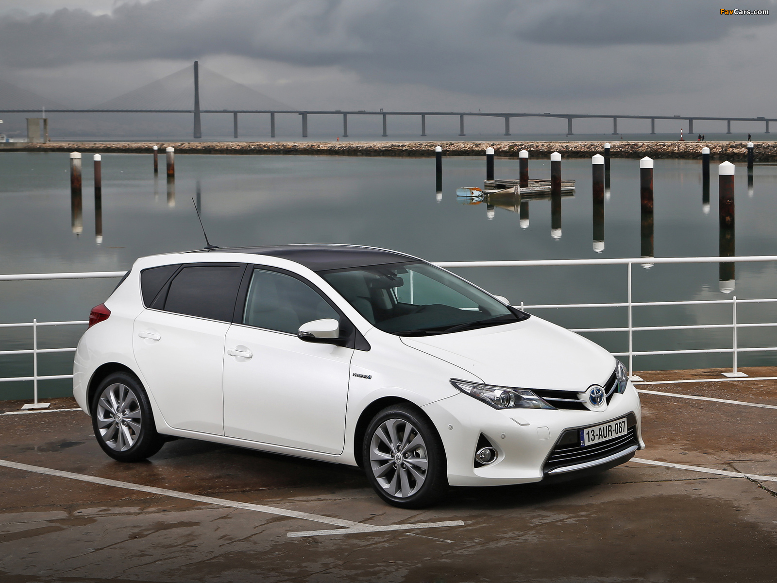 Toyota Auris Wallpapers