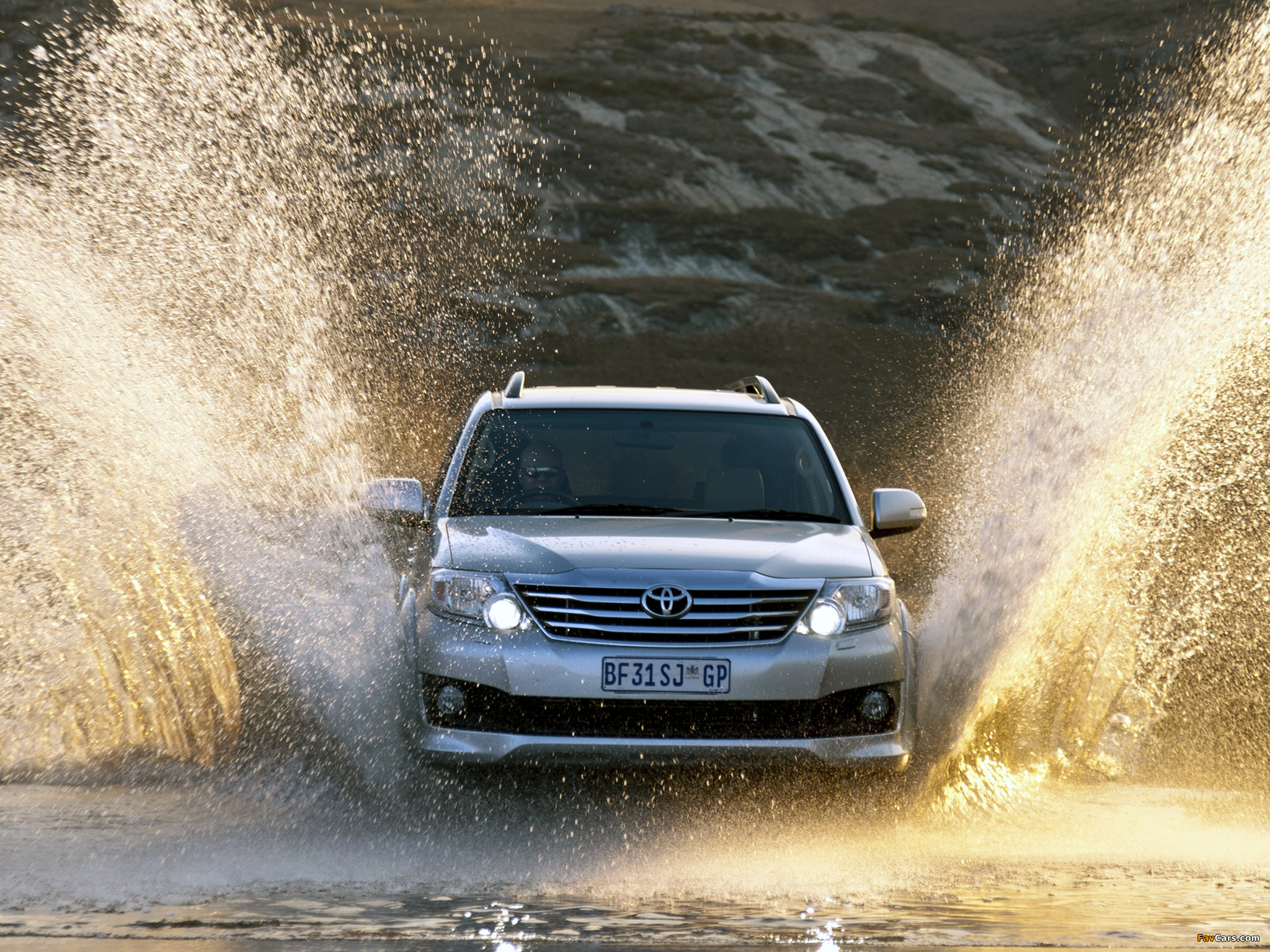 Toyota Fortuner Wallpapers