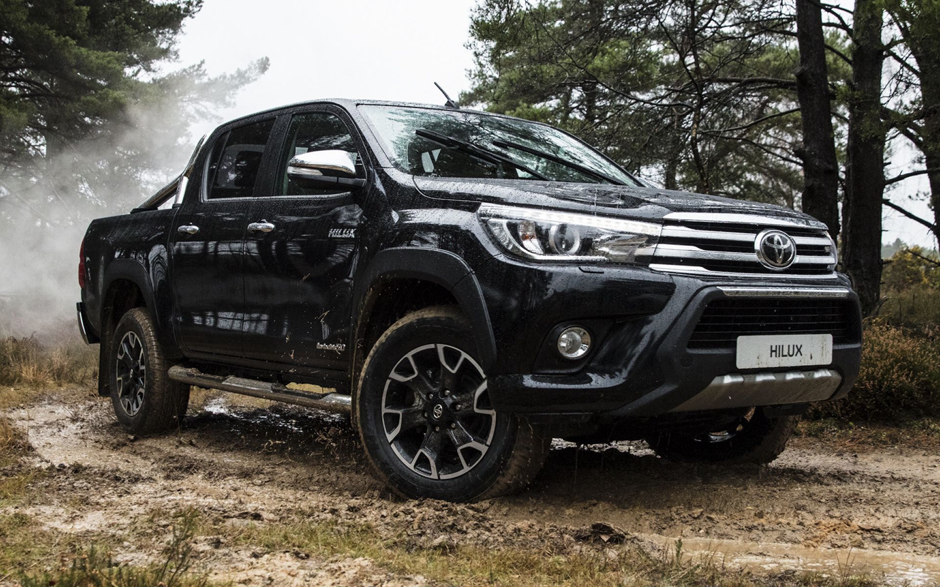 Toyota Hilux Wallpapers