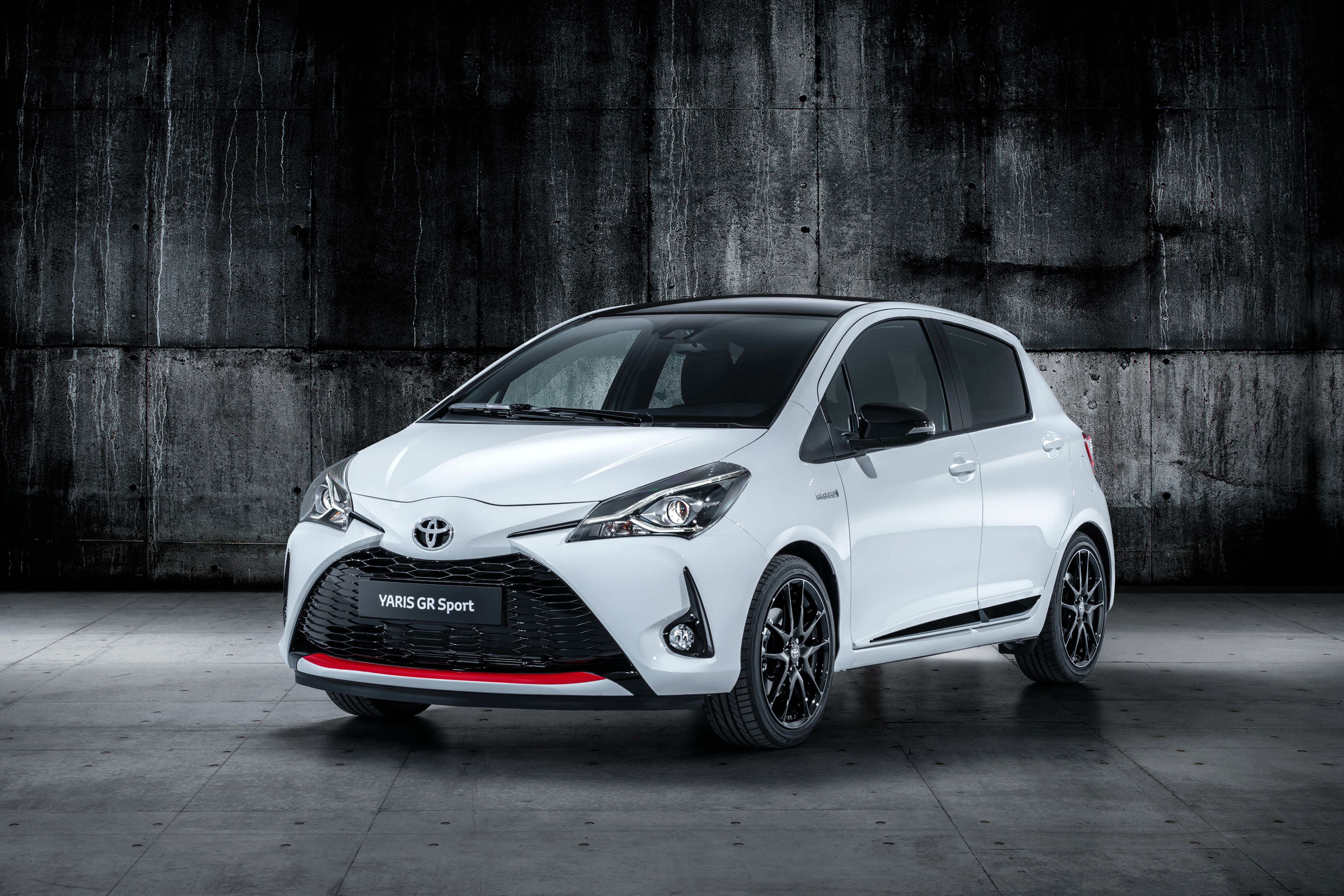 Toyota Yaris Wallpapers