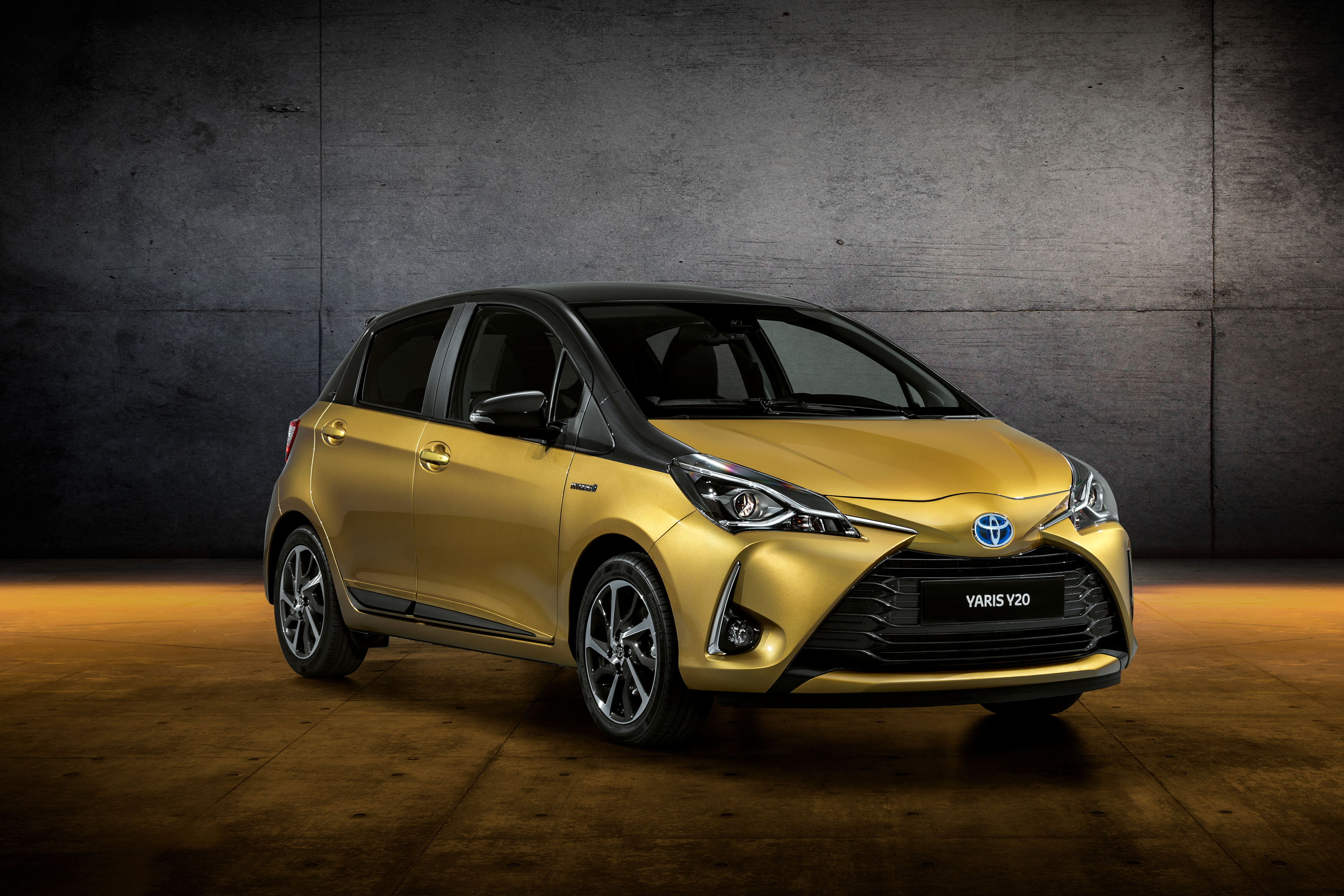 Toyota Yaris Wallpapers