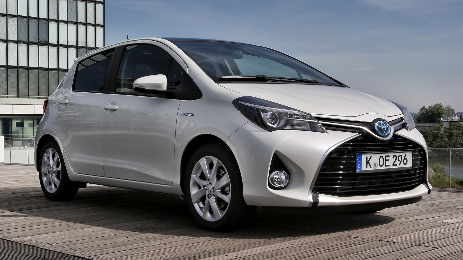 Toyota Yaris Wallpapers