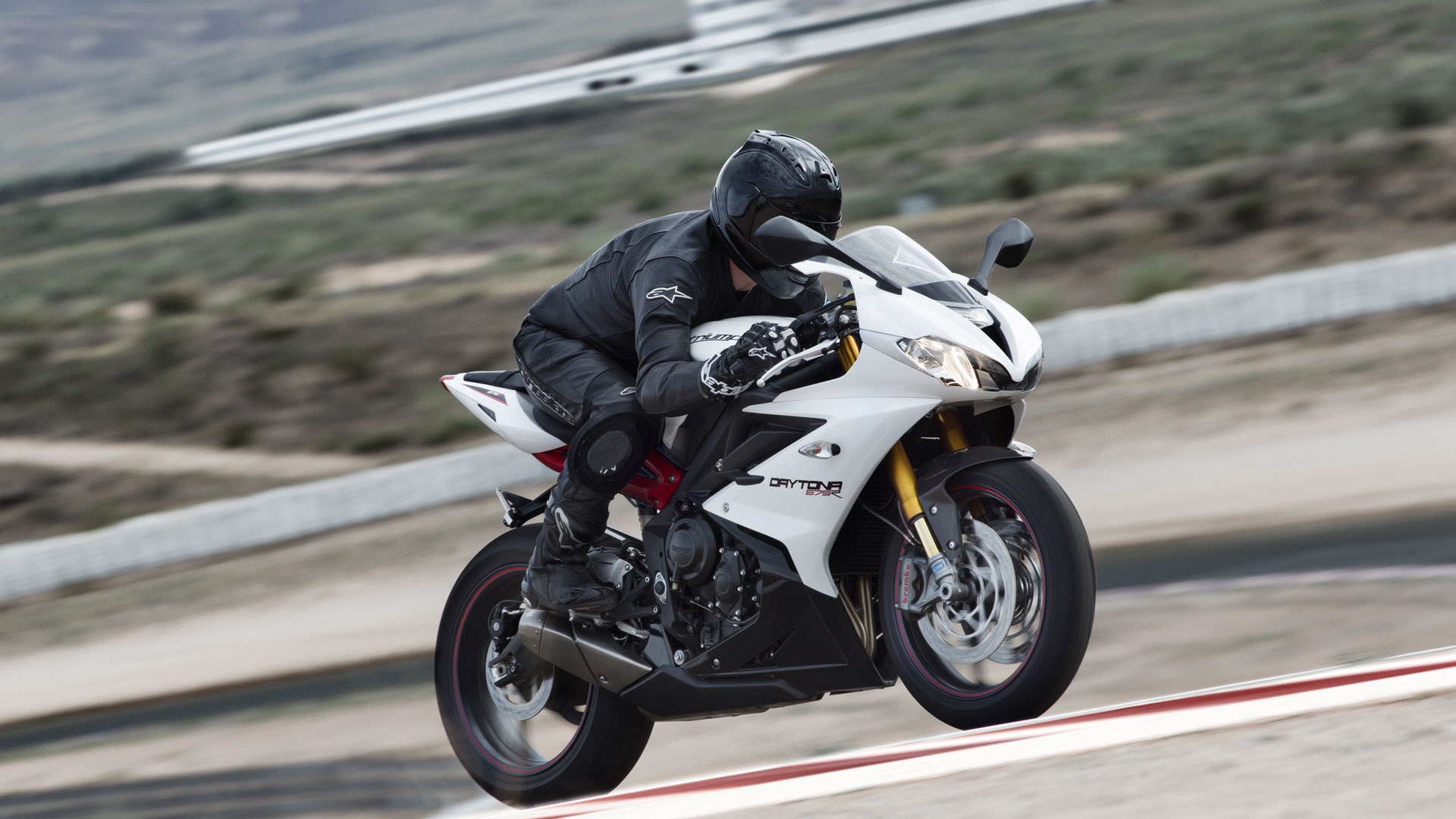 Triumph Daytona 675 Wallpapers