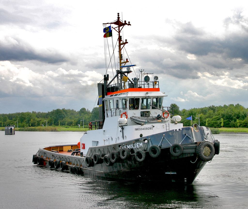 Tugboat Wallpapers