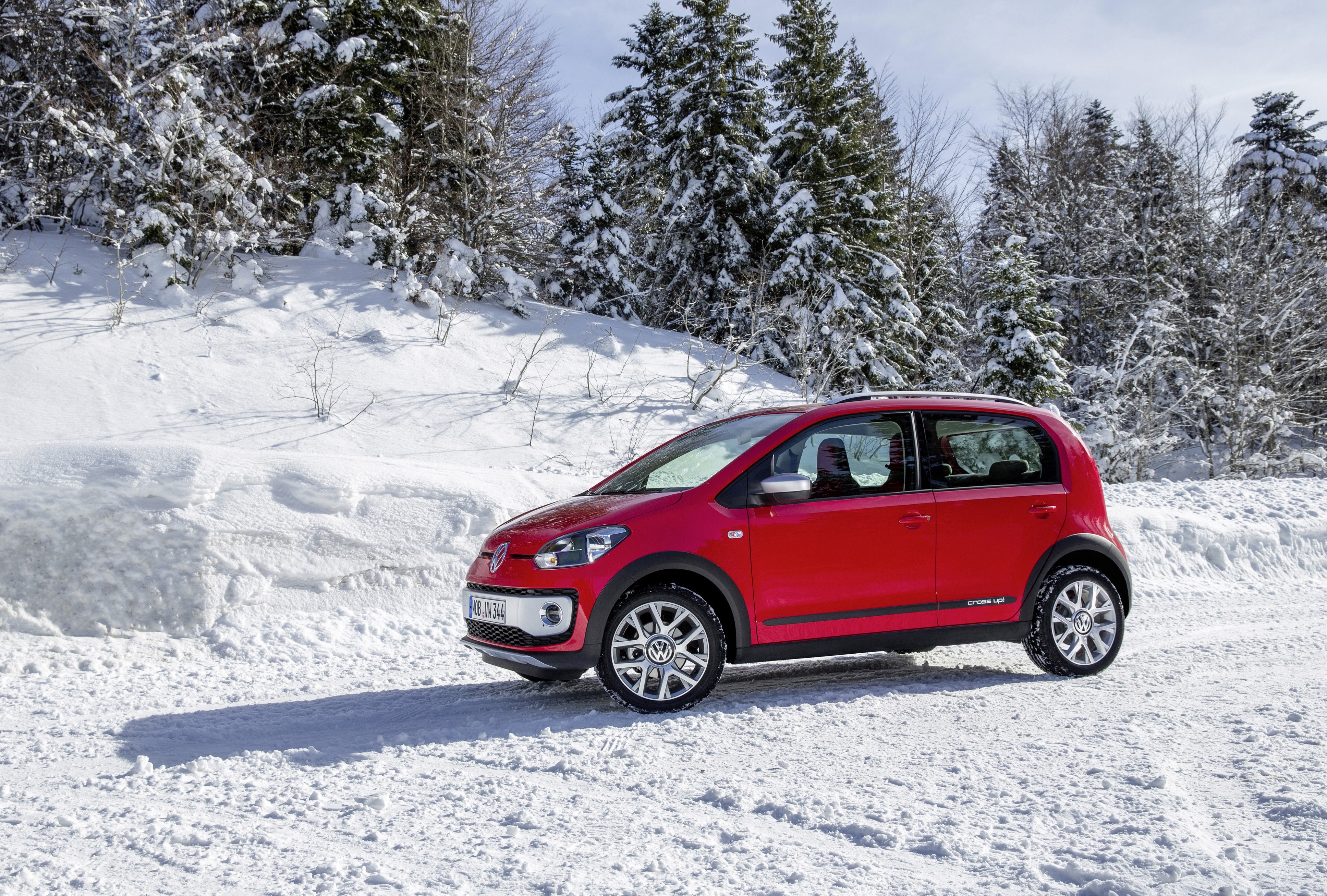 Volkswagen Cross Up Wallpapers