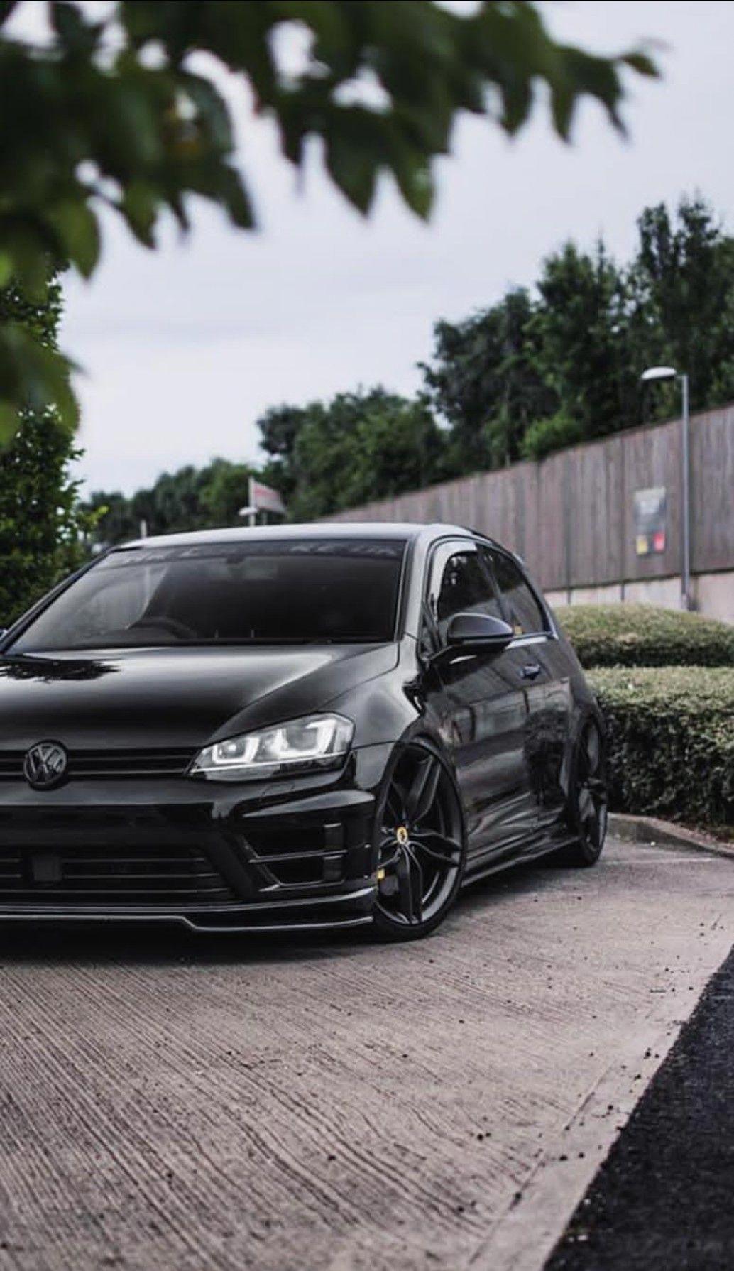 Volkswagen Golf R Wallpapers