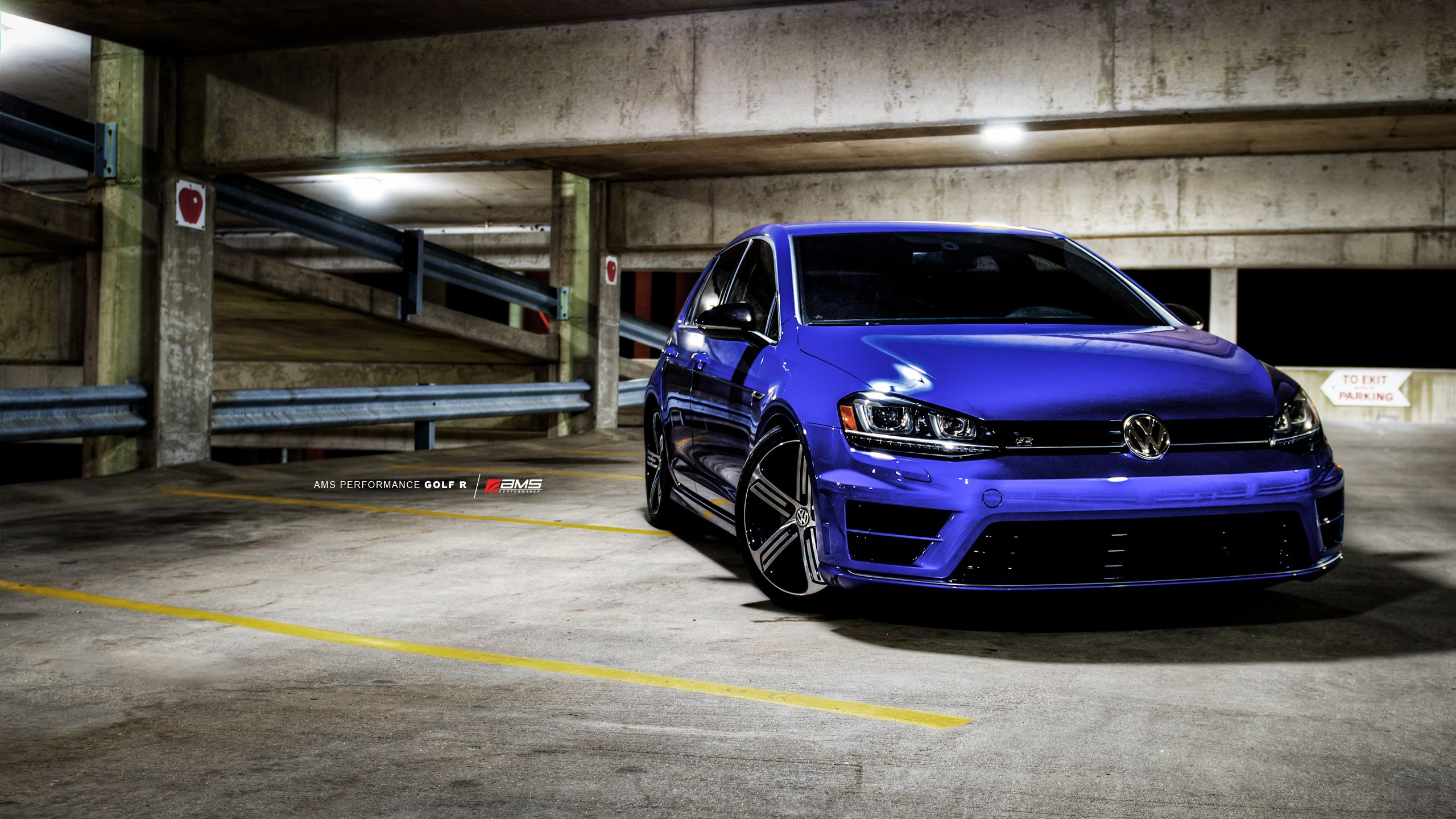 Volkswagen Golf R Wallpapers