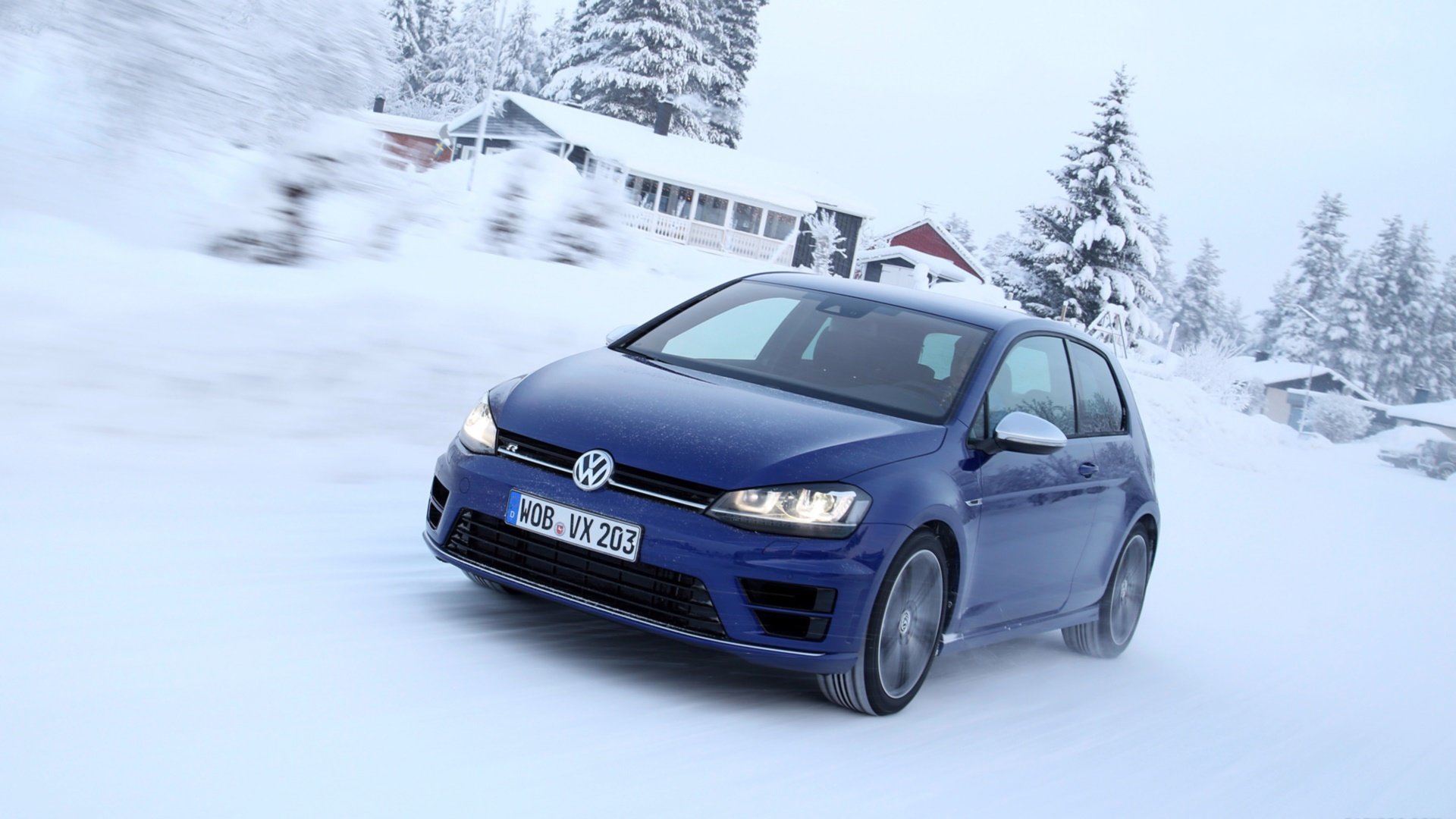 Volkswagen Golf R Wallpapers