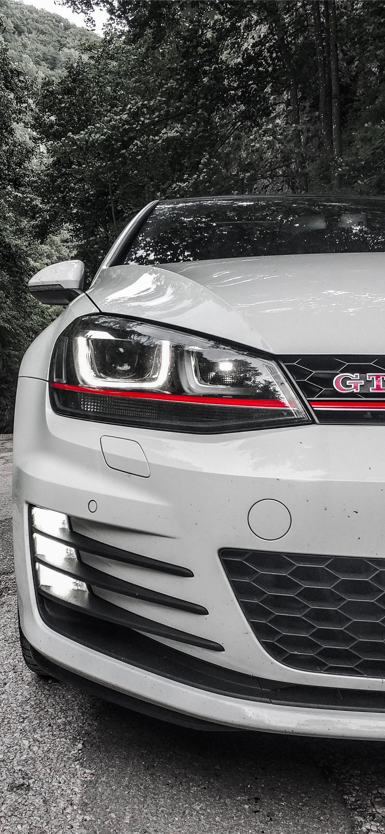 Volkswagen Golf R Wallpapers