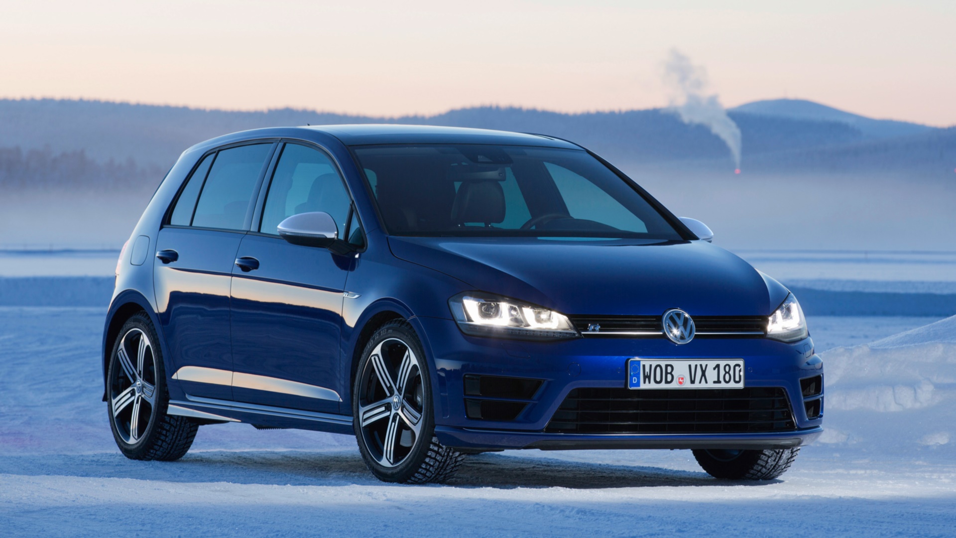 Volkswagen Golf R Wallpapers