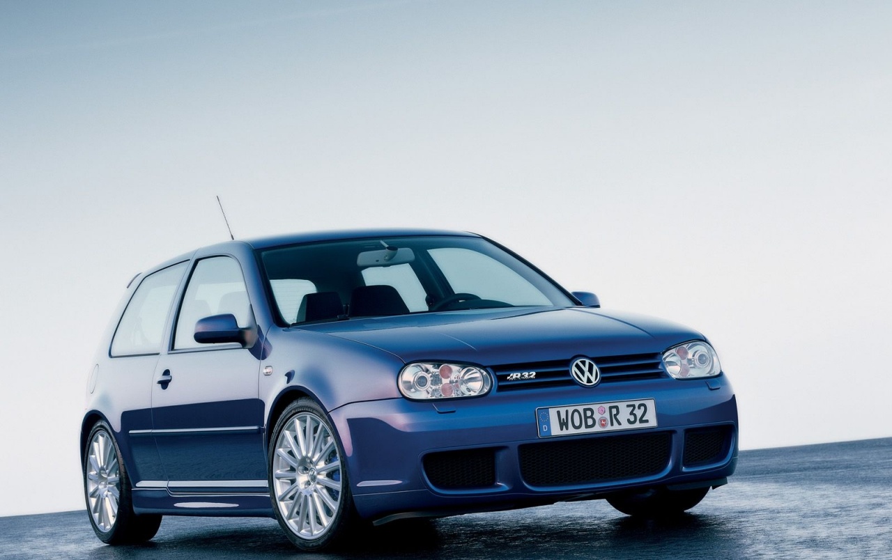 Volkswagen R32 Wallpapers