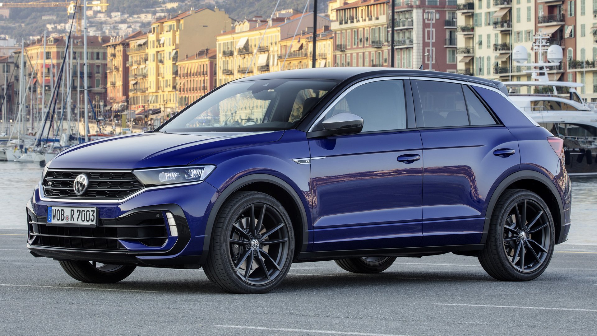 Volkswagen T-Roc R-Line Wallpapers