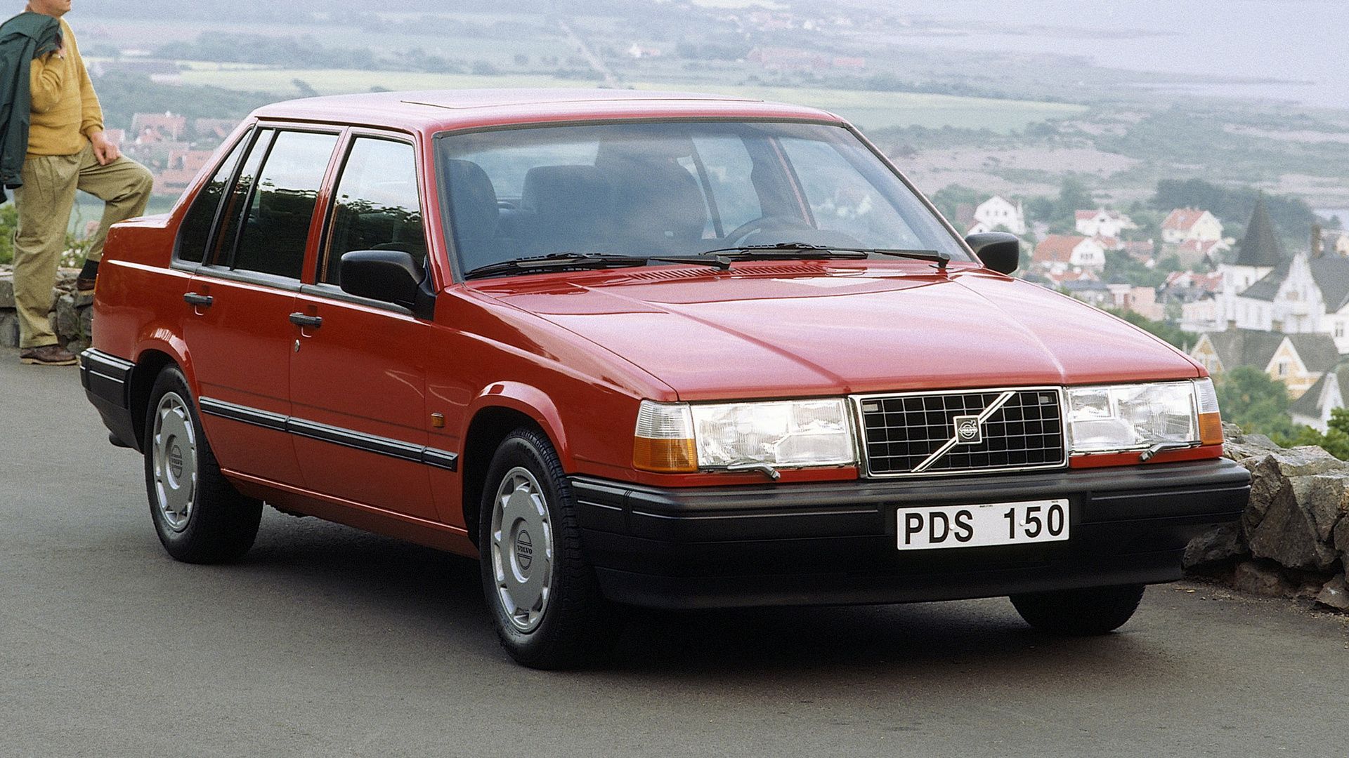 Volvo 700 Series Wallpapers