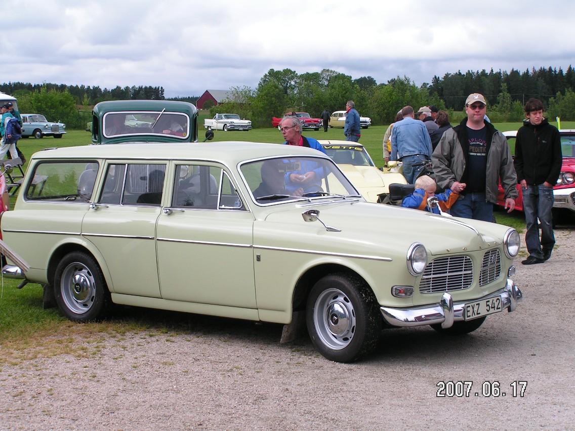 Volvo Amazon Wallpapers