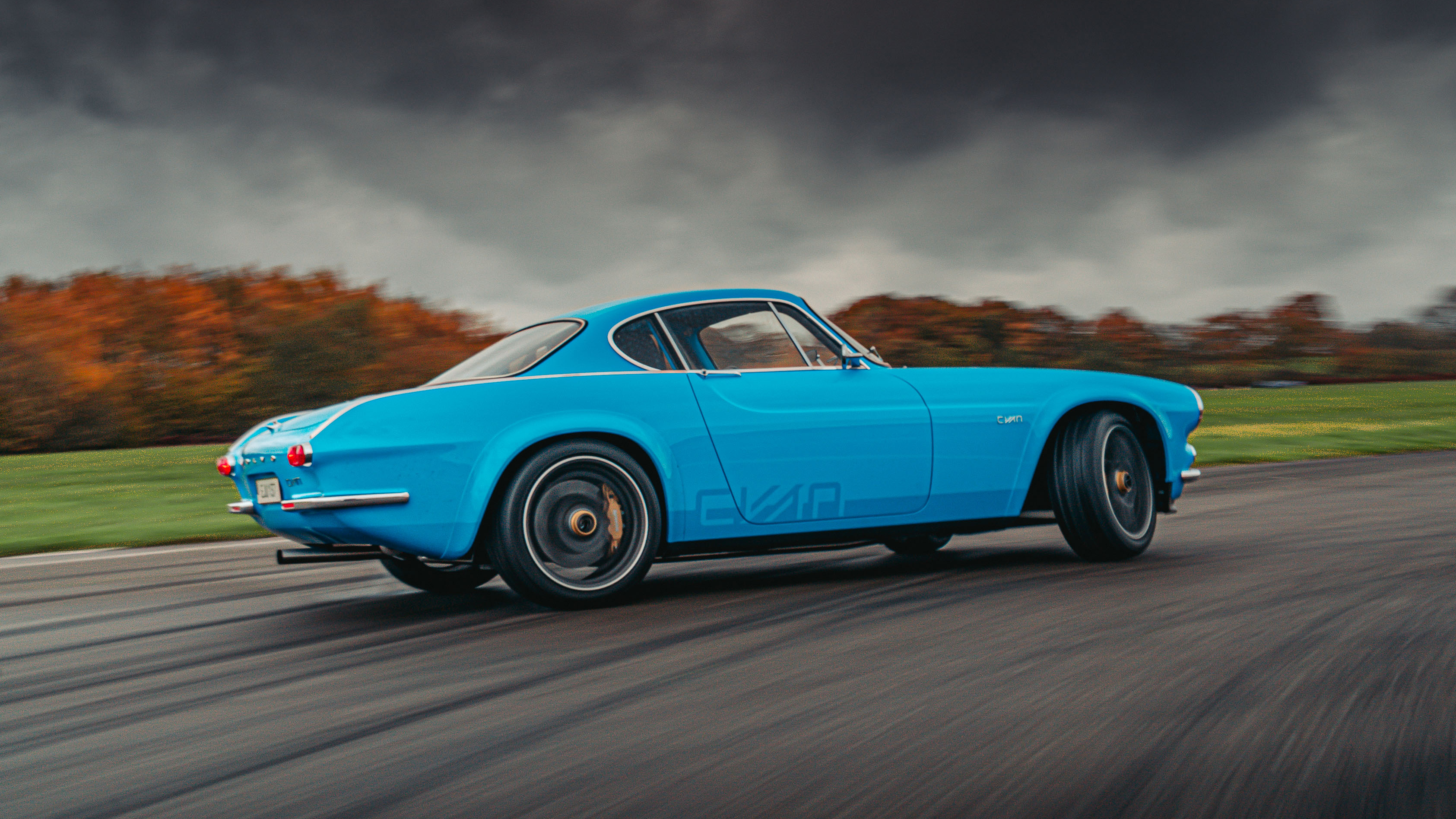 Volvo P1800 Cyan Wallpapers