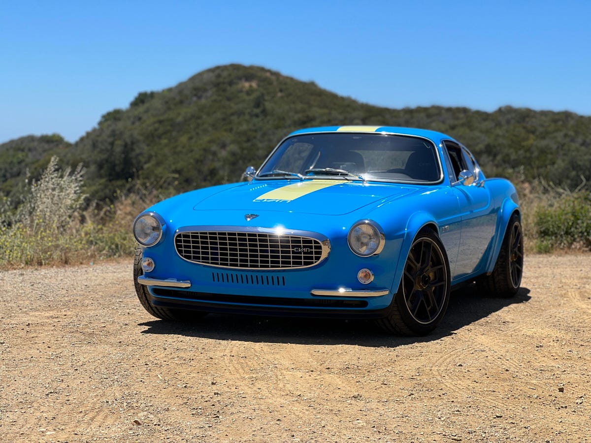 Volvo P1800 Cyan Wallpapers