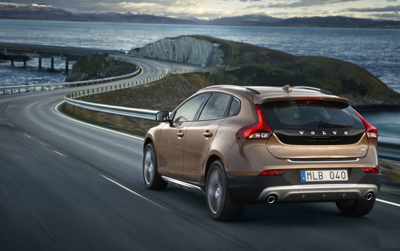 Volvo V40 Wallpapers