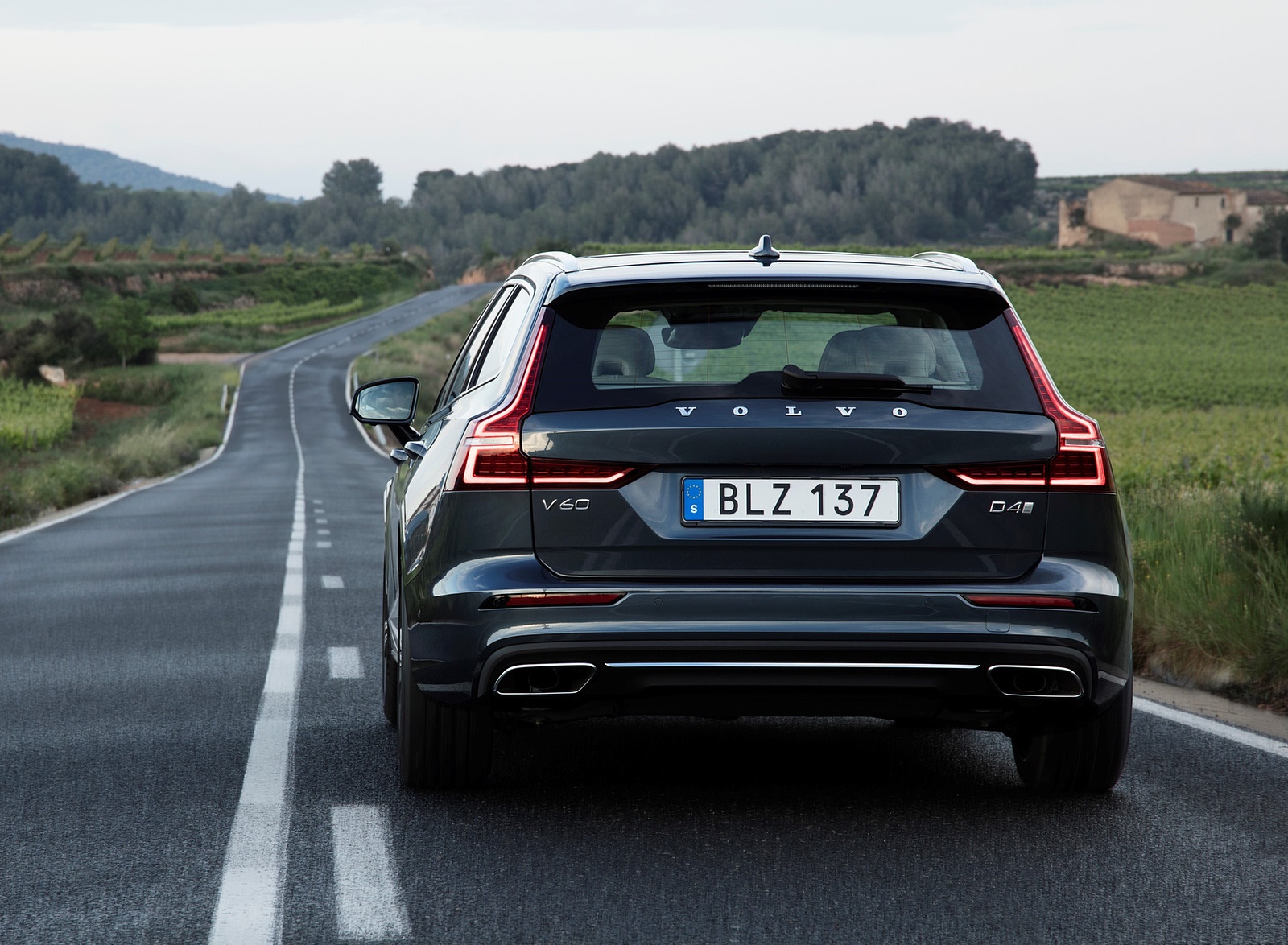 Volvo V60 Wallpapers