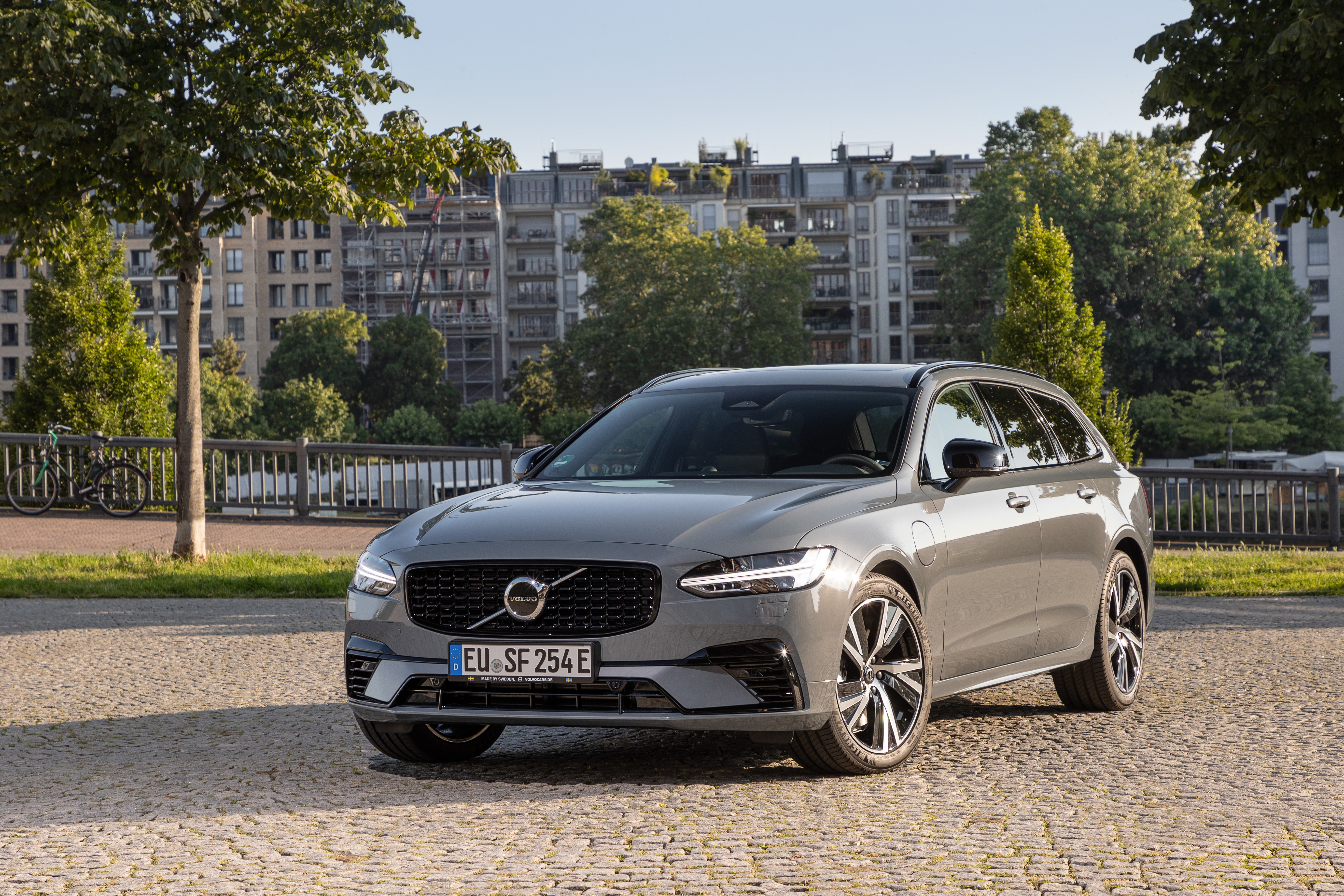 Volvo V90 T6 Awd Wallpapers