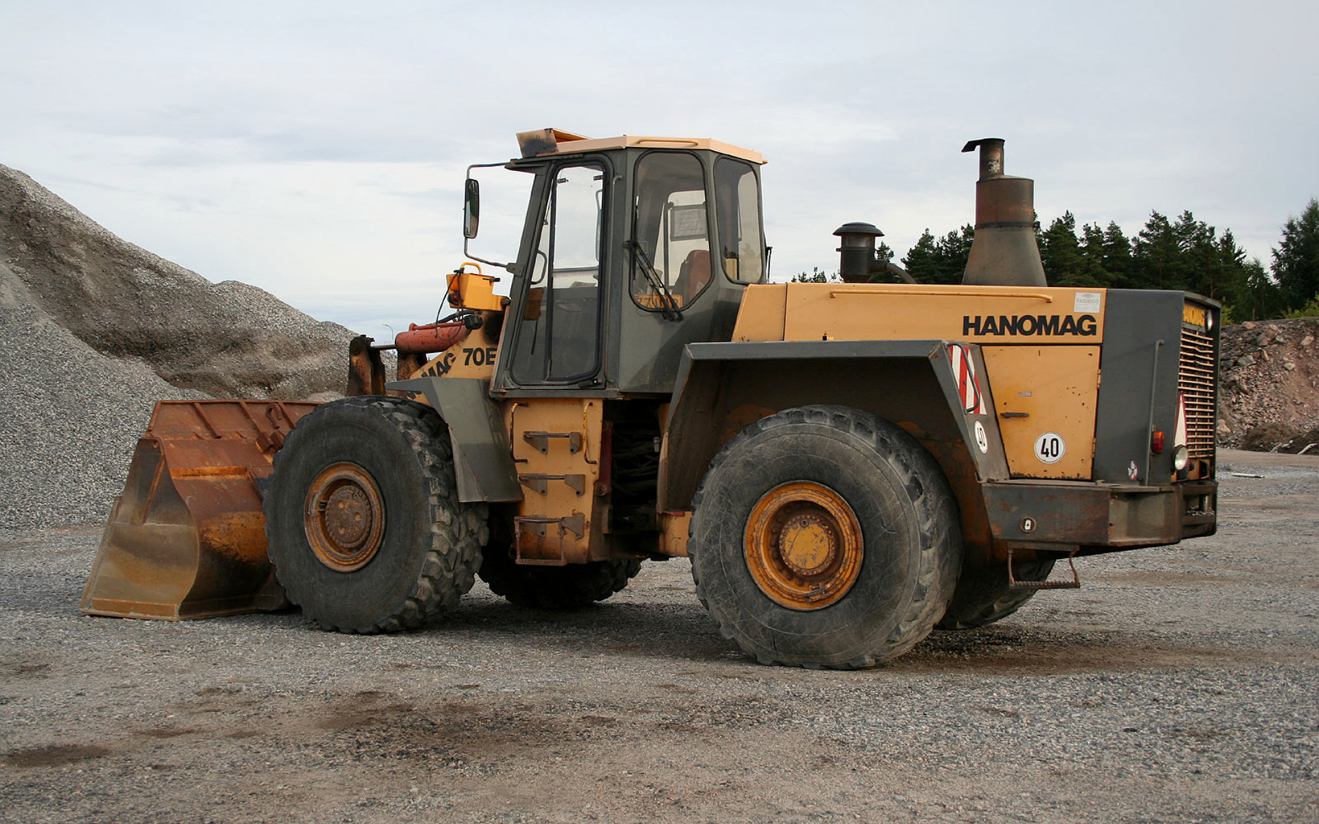 Volvo Wheel Loader Wallpapers