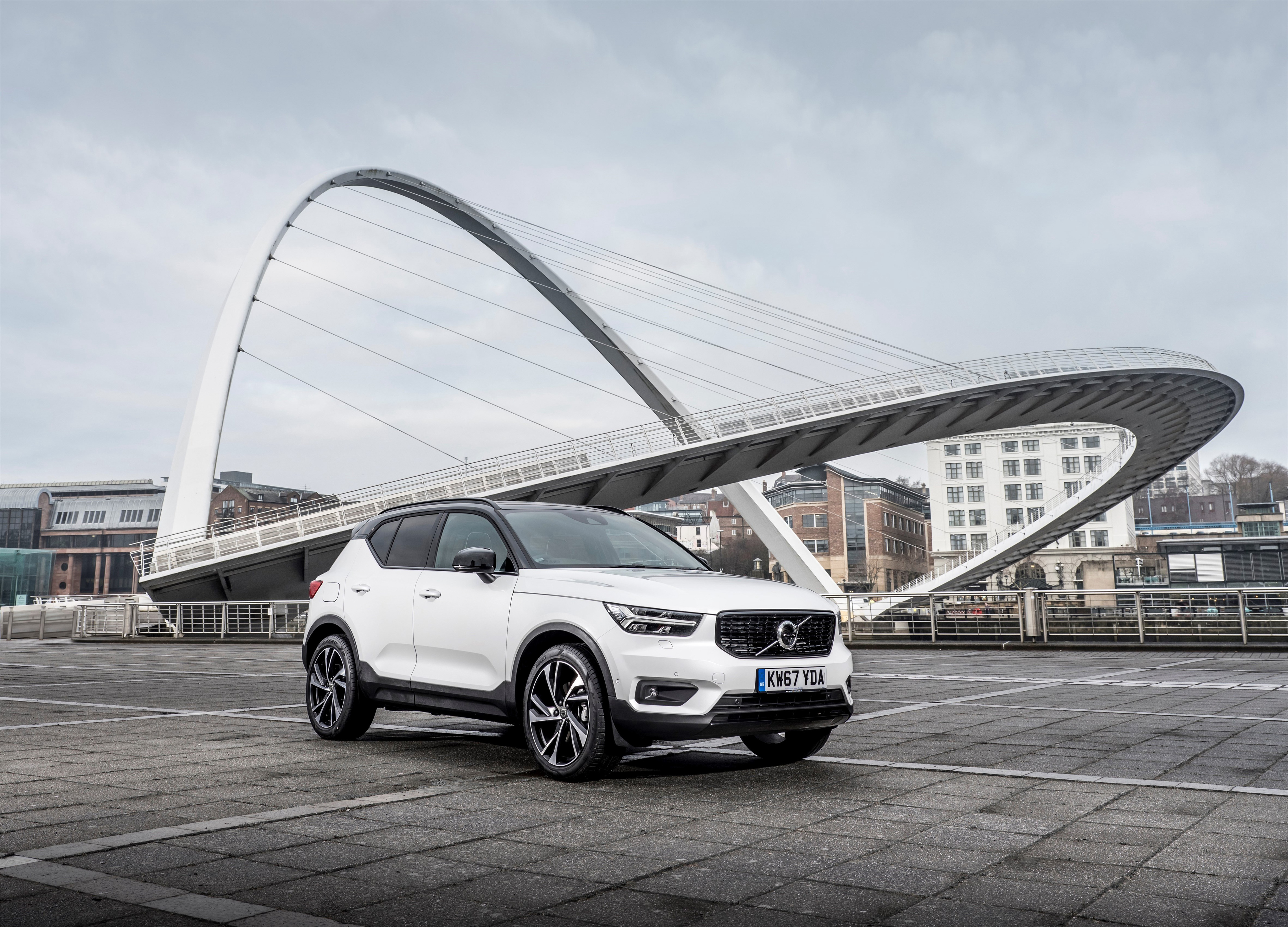 Volvo Xc40 Wallpapers