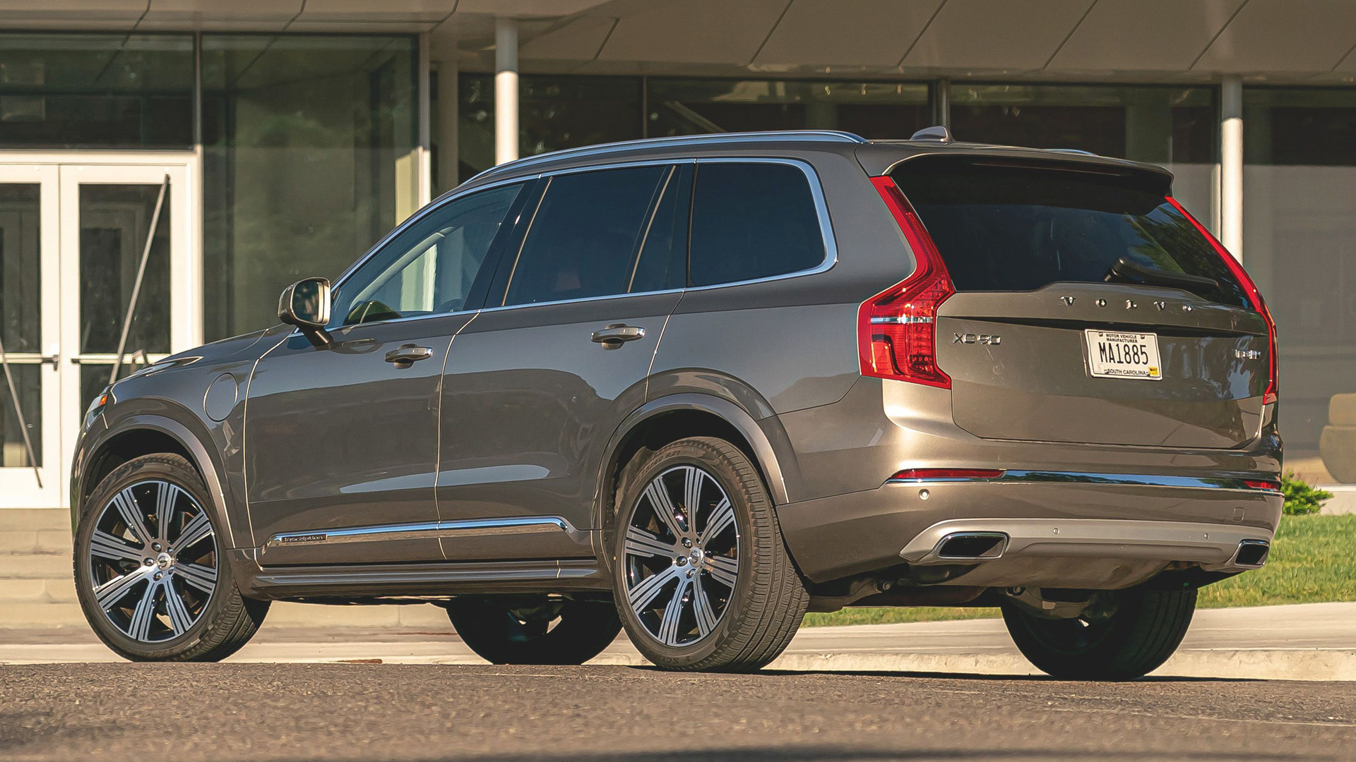 Volvo Xc90 Twin Engine R-Design Wallpapers