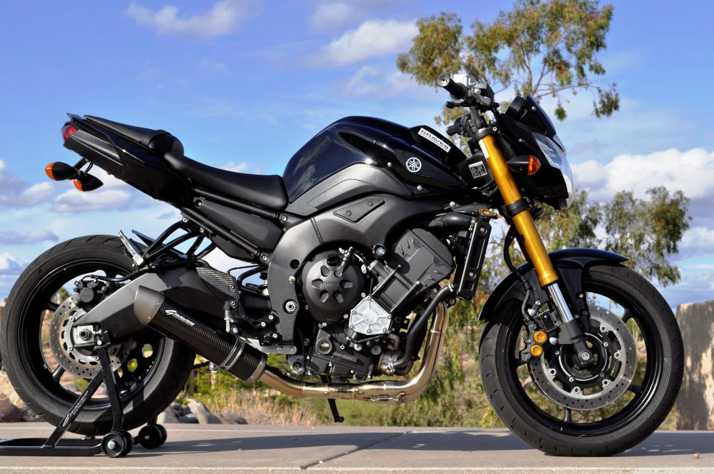 Yamaha Fz8 Wallpapers