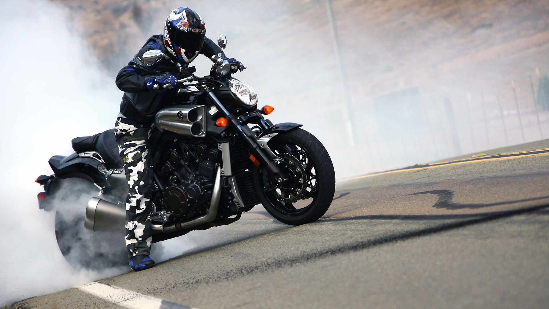 Yamaha V-Max Wallpapers