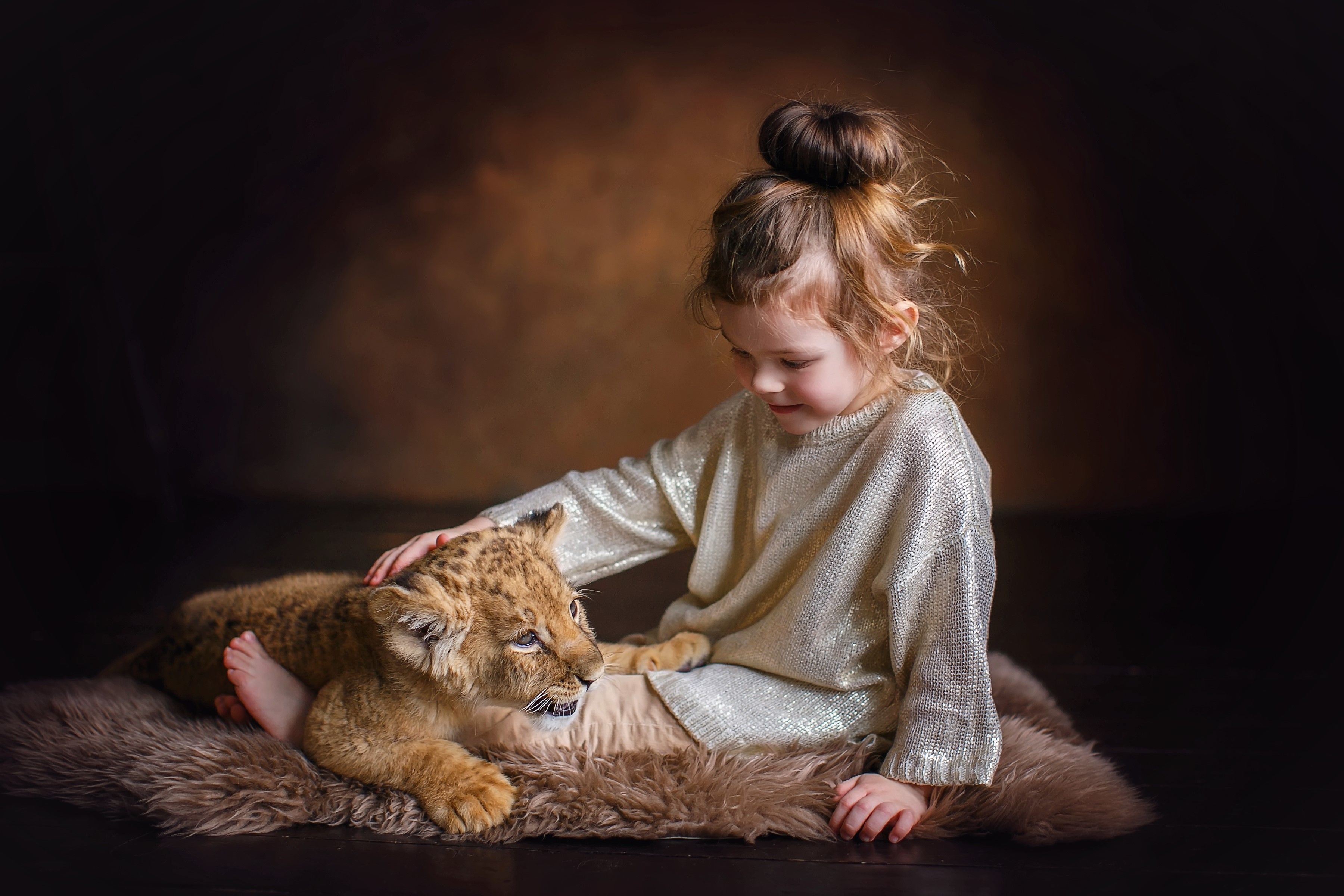 Girl Dreaming With Lion
 Wallpapers