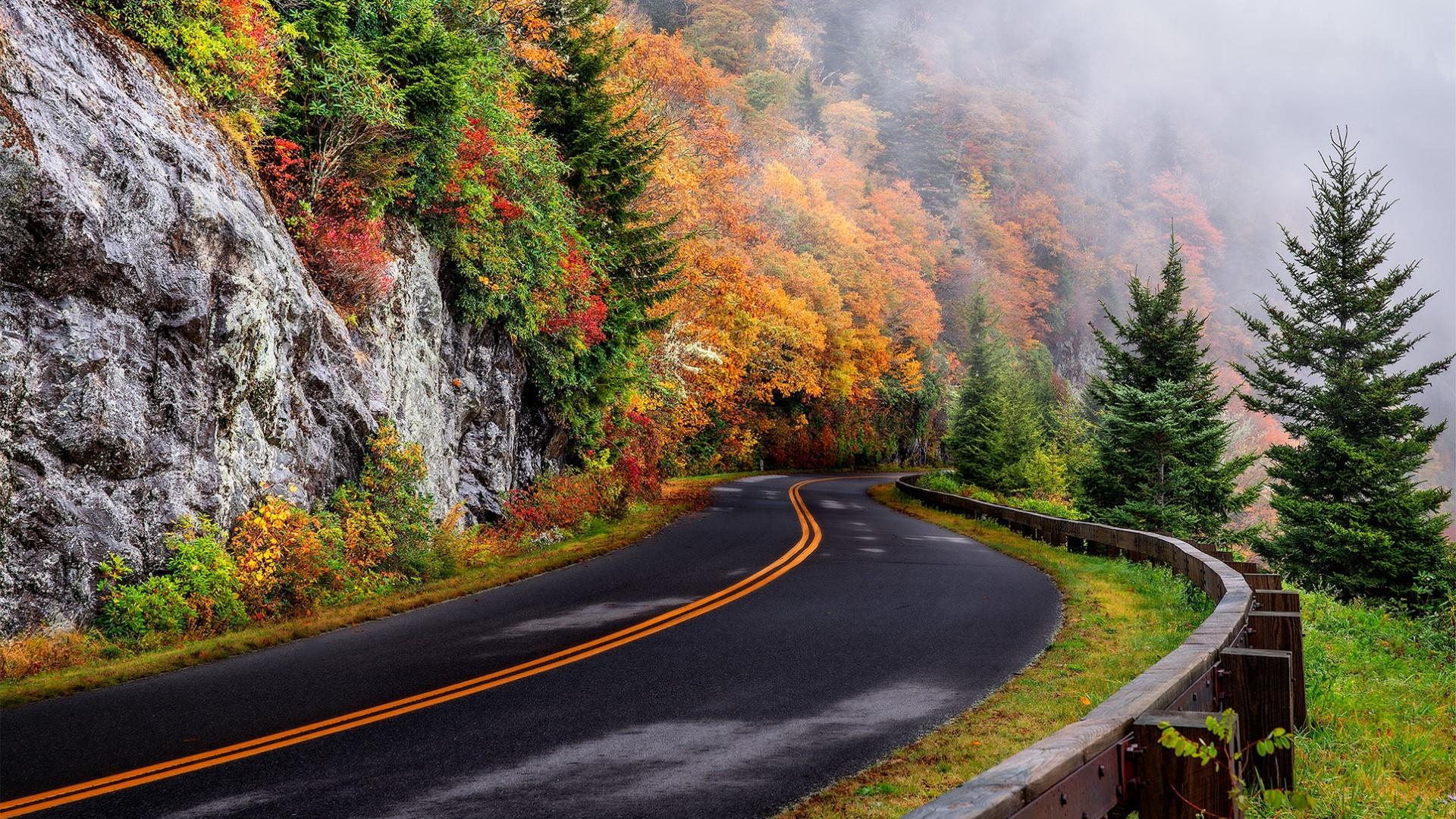 Mountain Road
 Wallpapers