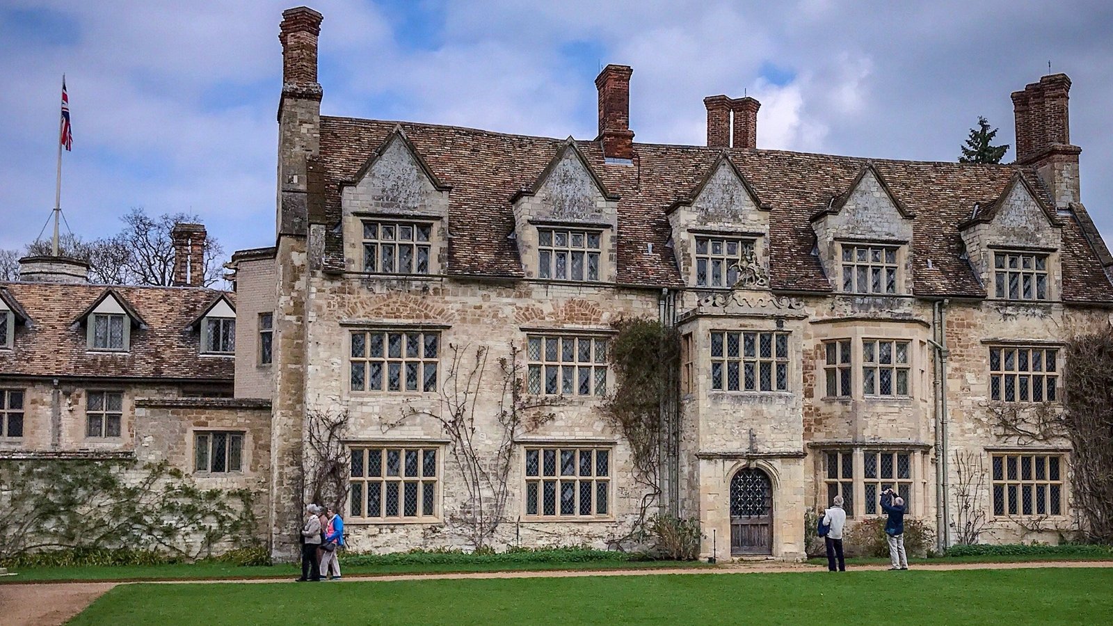 Anglesey Abbey Wallpapers