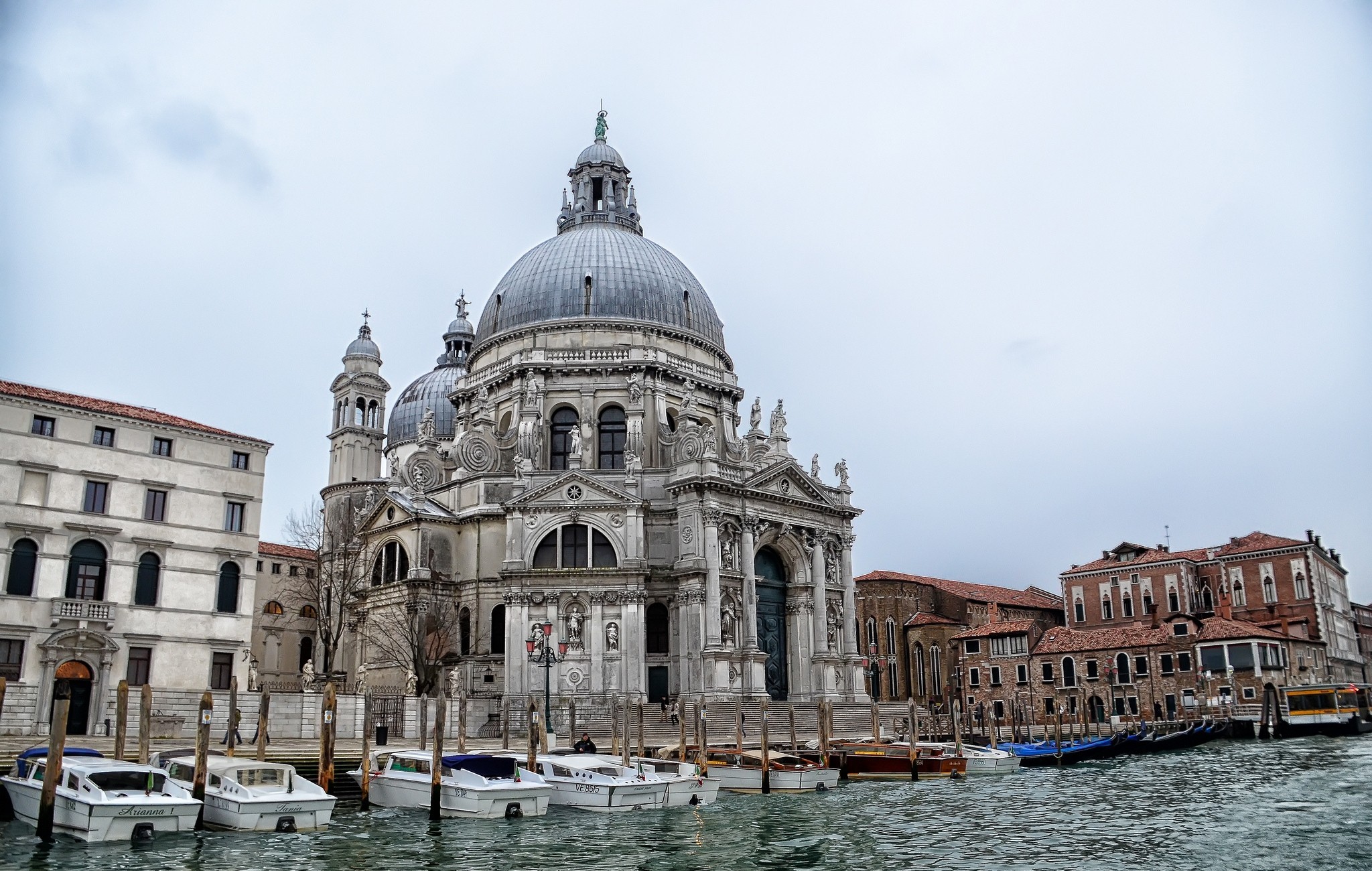 Cathedral Santa Maria Della Salute Wallpapers