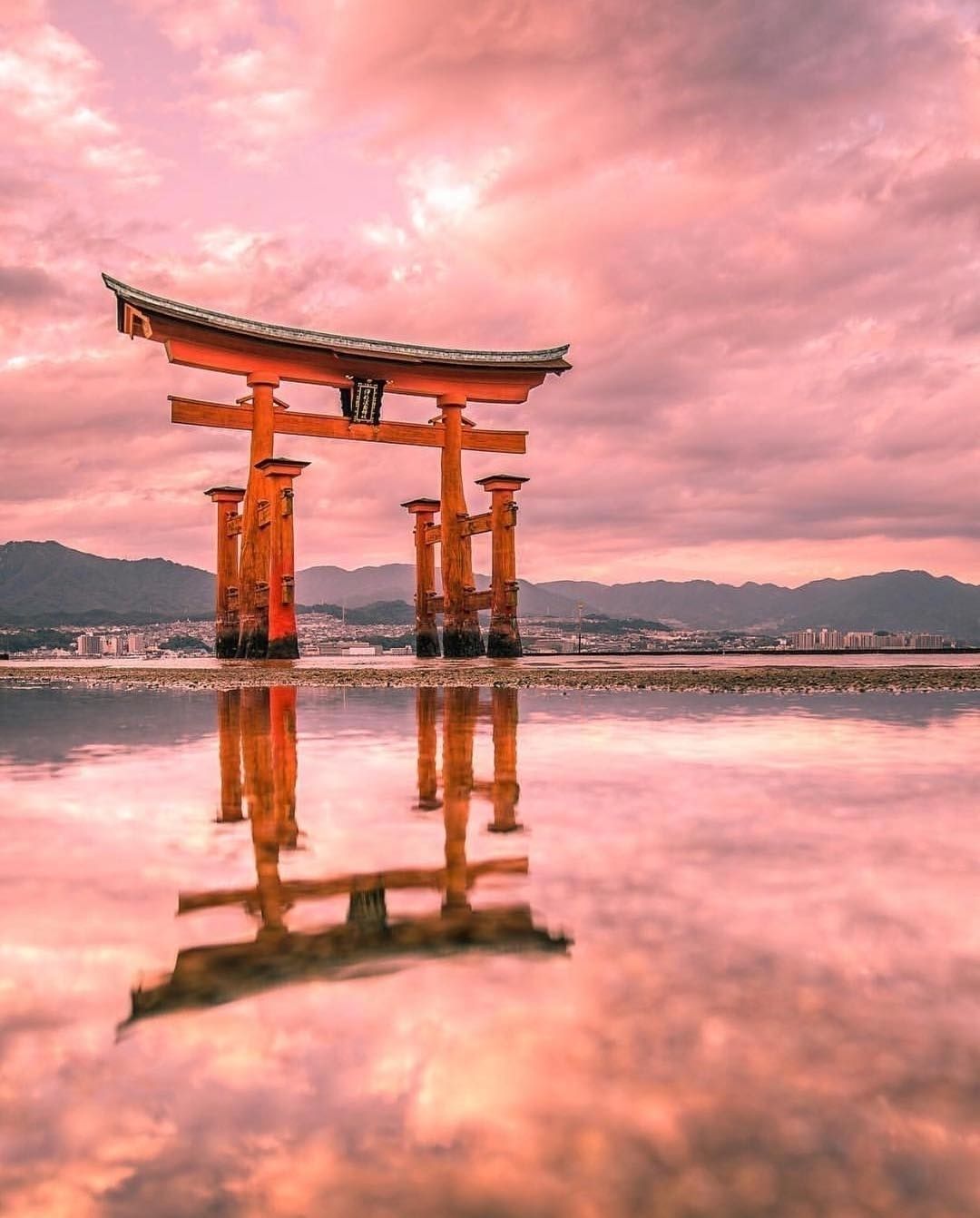 Itsukushima Gate Wallpapers