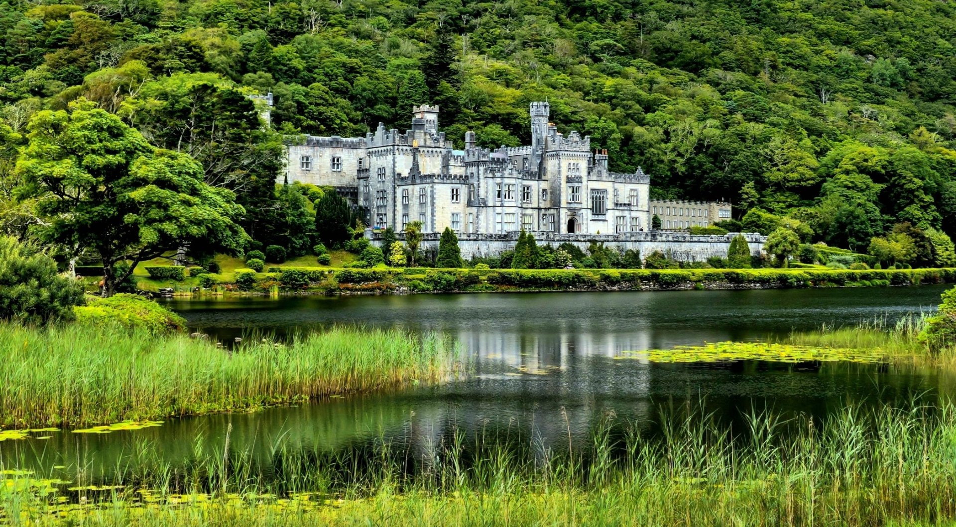 Kylemore Abbey Wallpapers