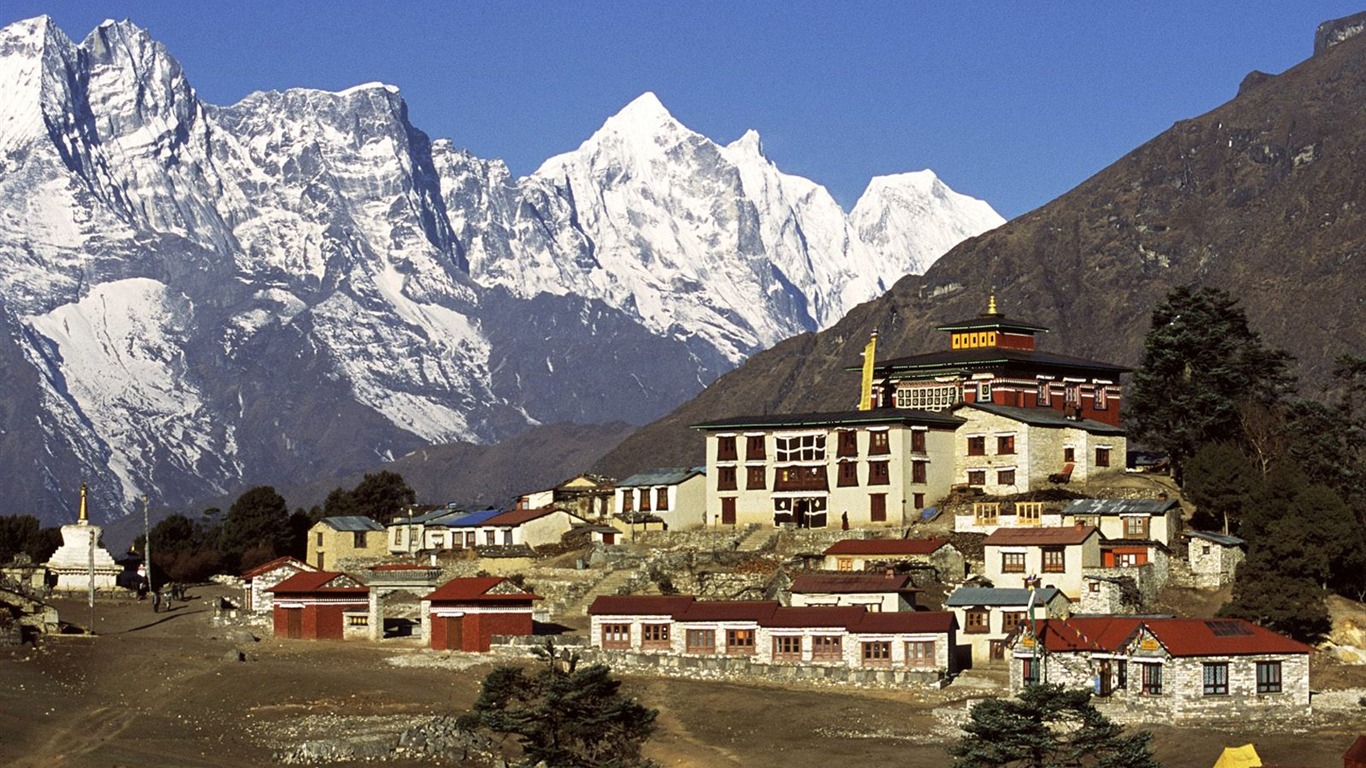 Lama Temple Wallpapers