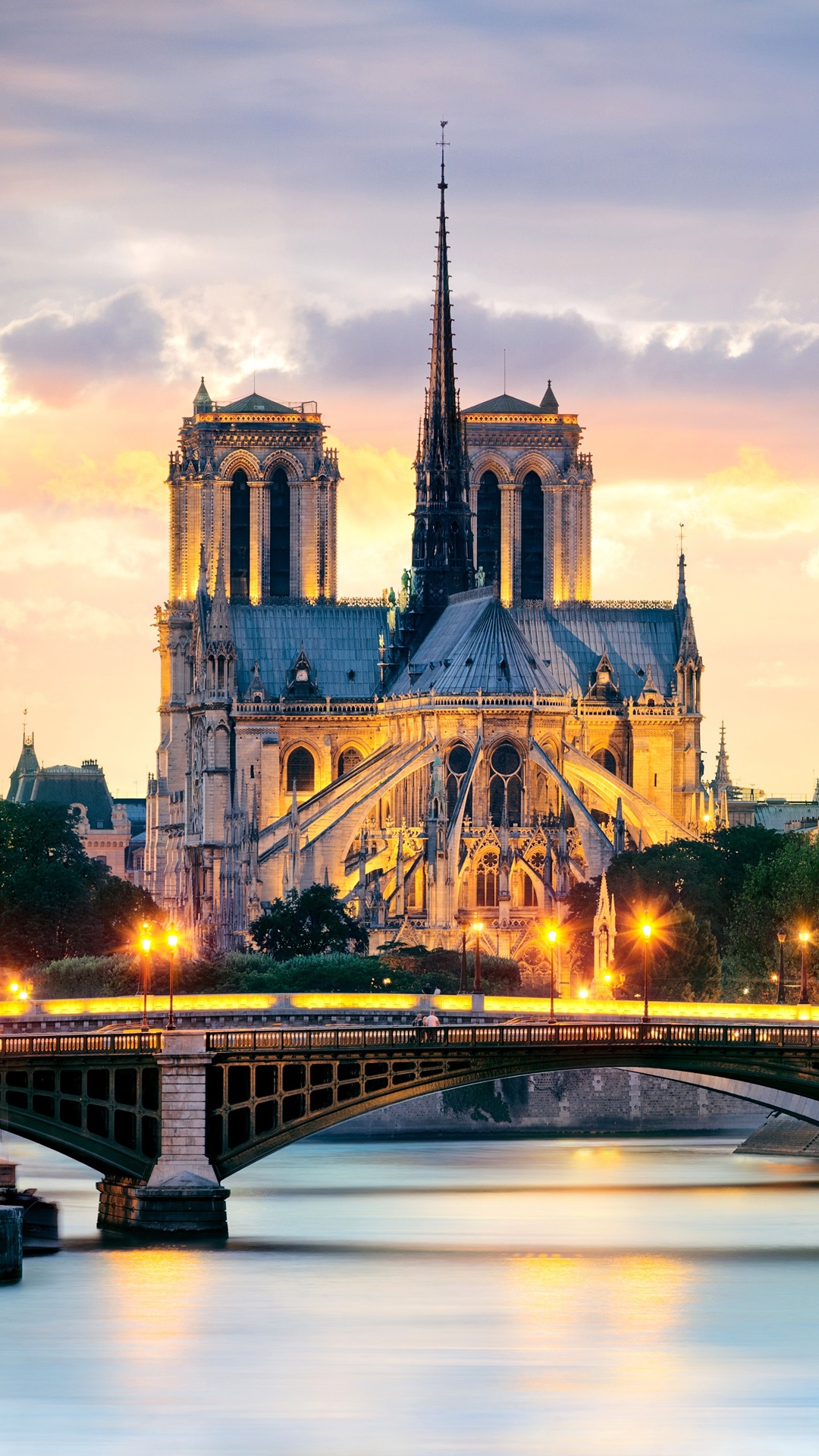 Notre-Dame De Paris Wallpapers