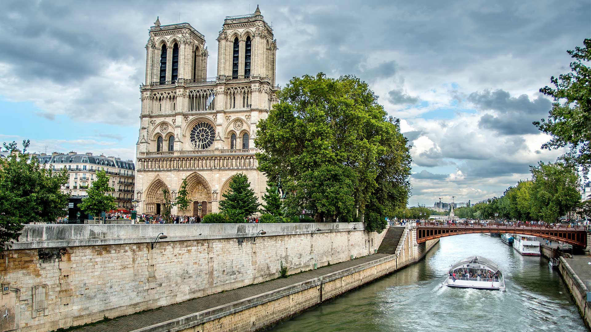 Notre-Dame De Paris Wallpapers