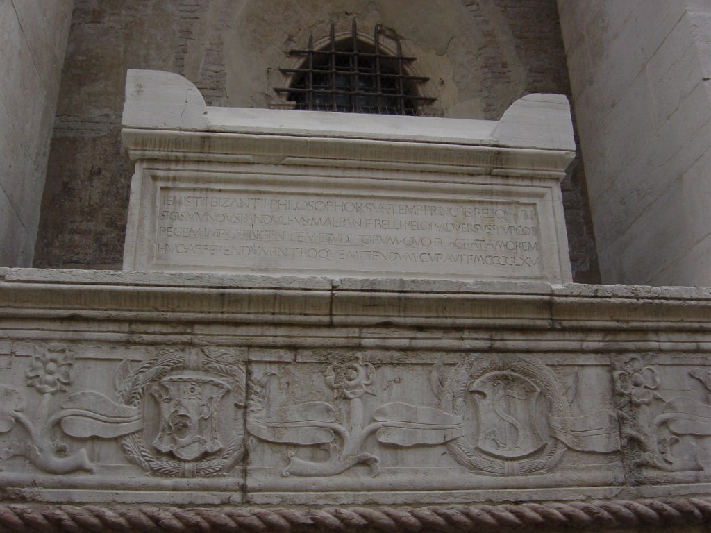 Tempio Malatestiano Wallpapers