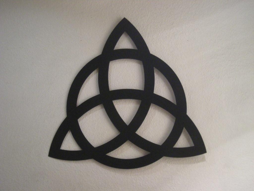 Triquetra Wallpapers