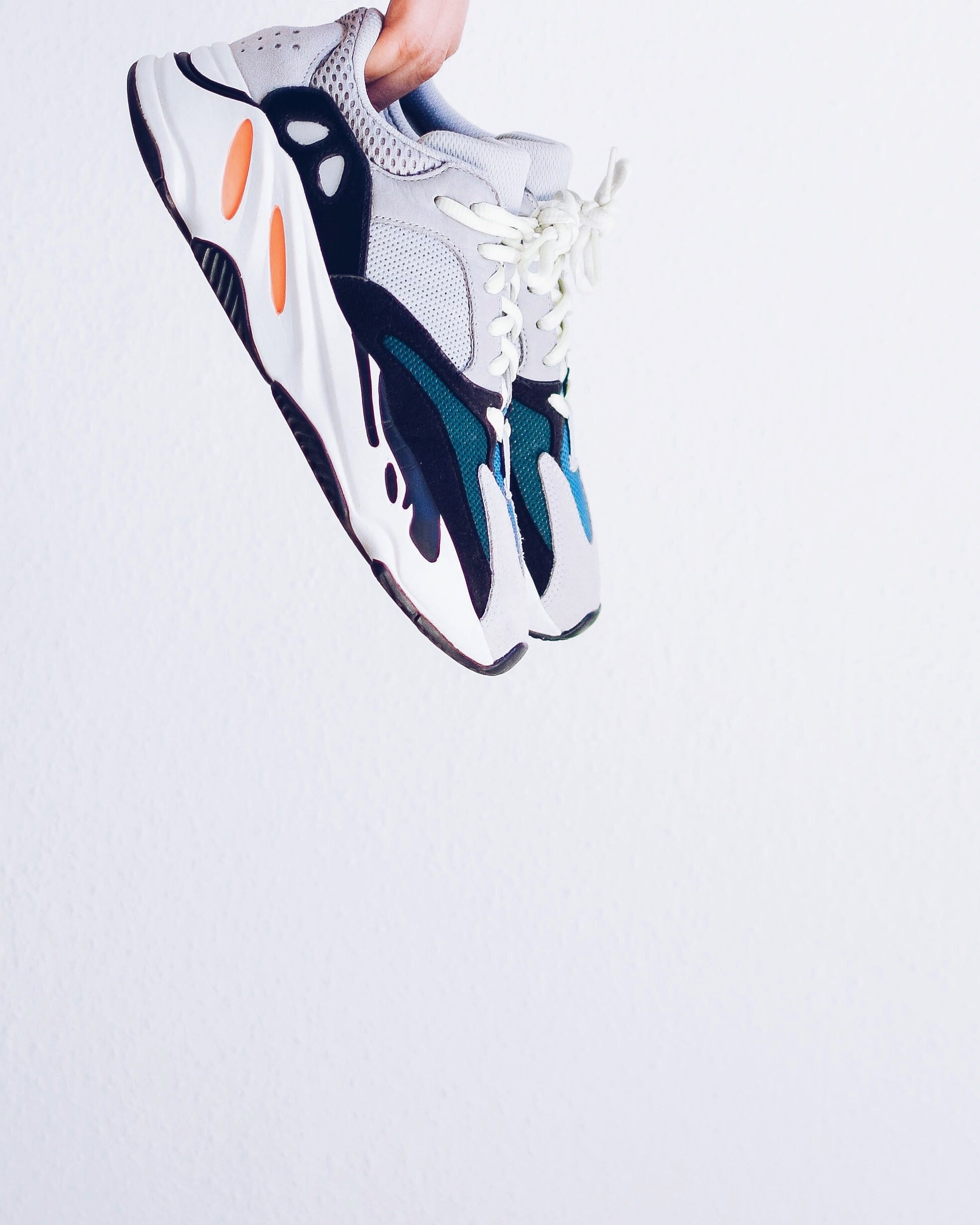 Yeezy 700 Wallpapers