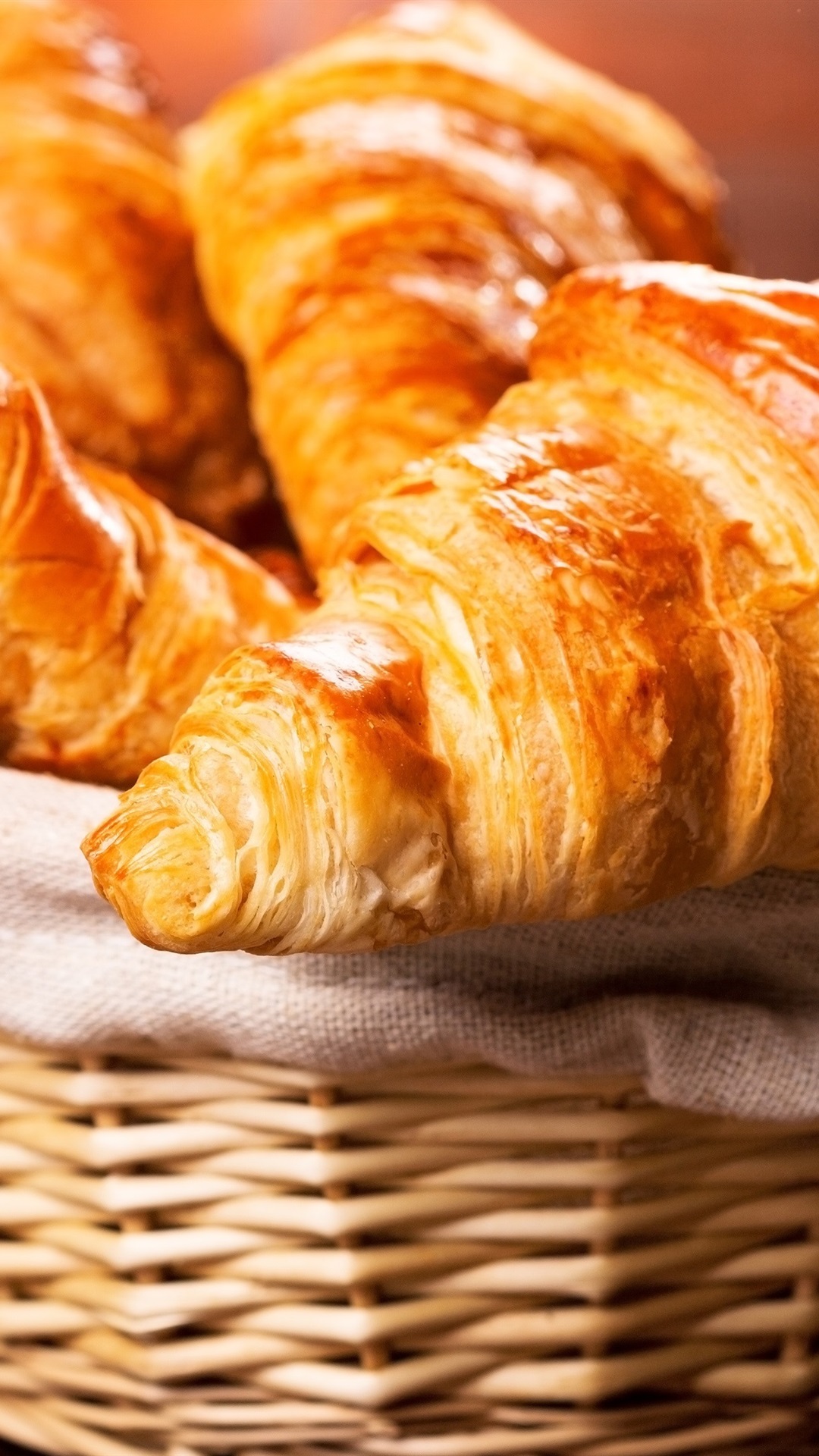 Croissant Wallpapers