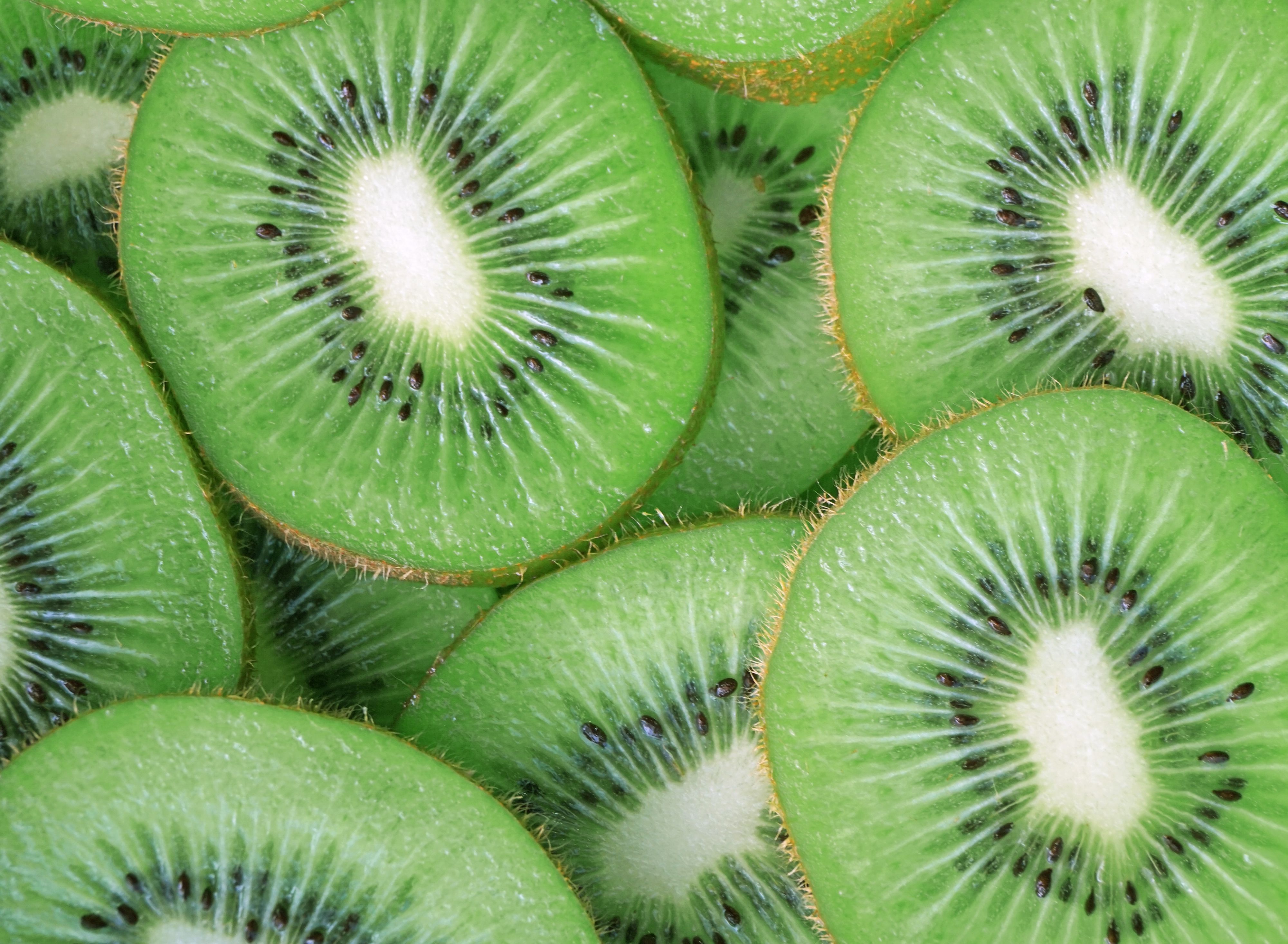 Kiwi Wallpapers