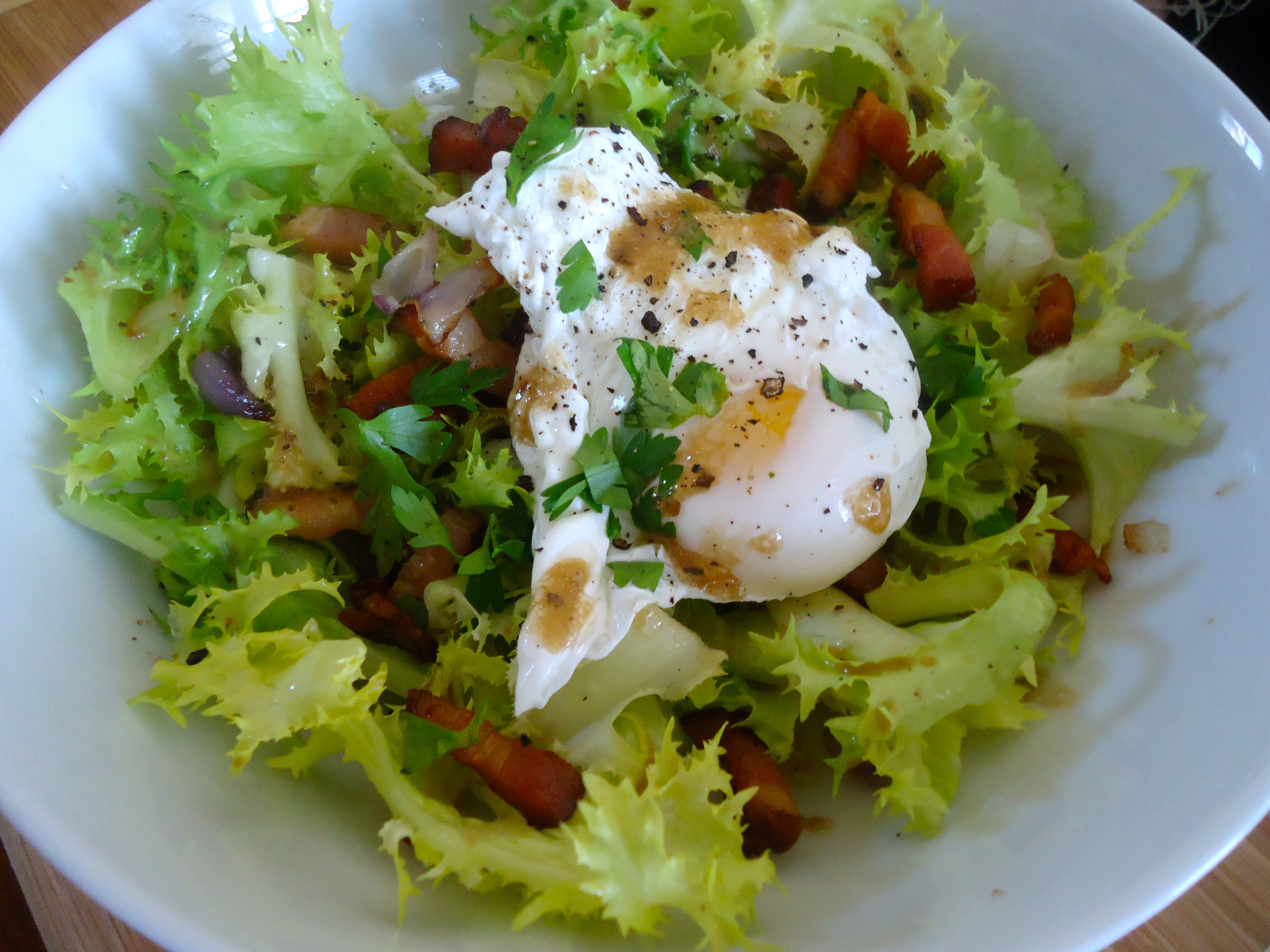 Salade Lyonnaise Wallpapers