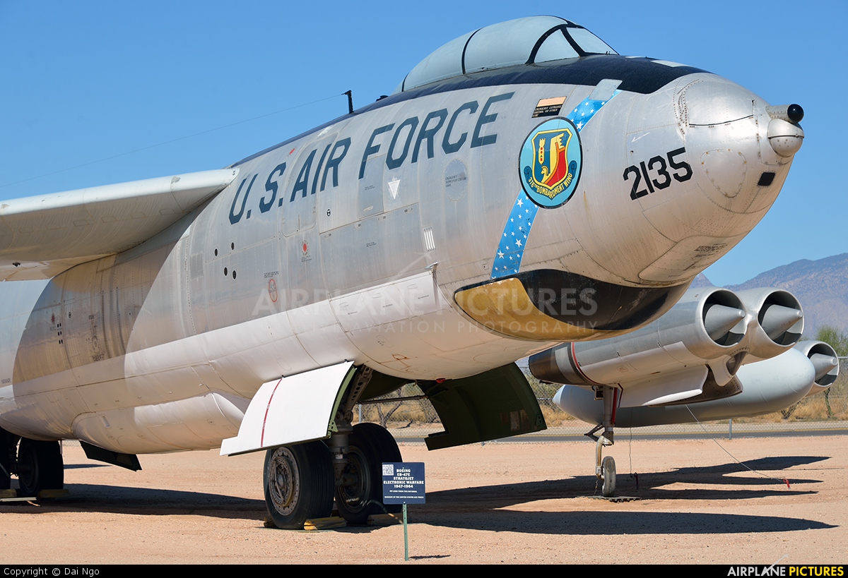 Boeing B-47 Stratojet Wallpapers